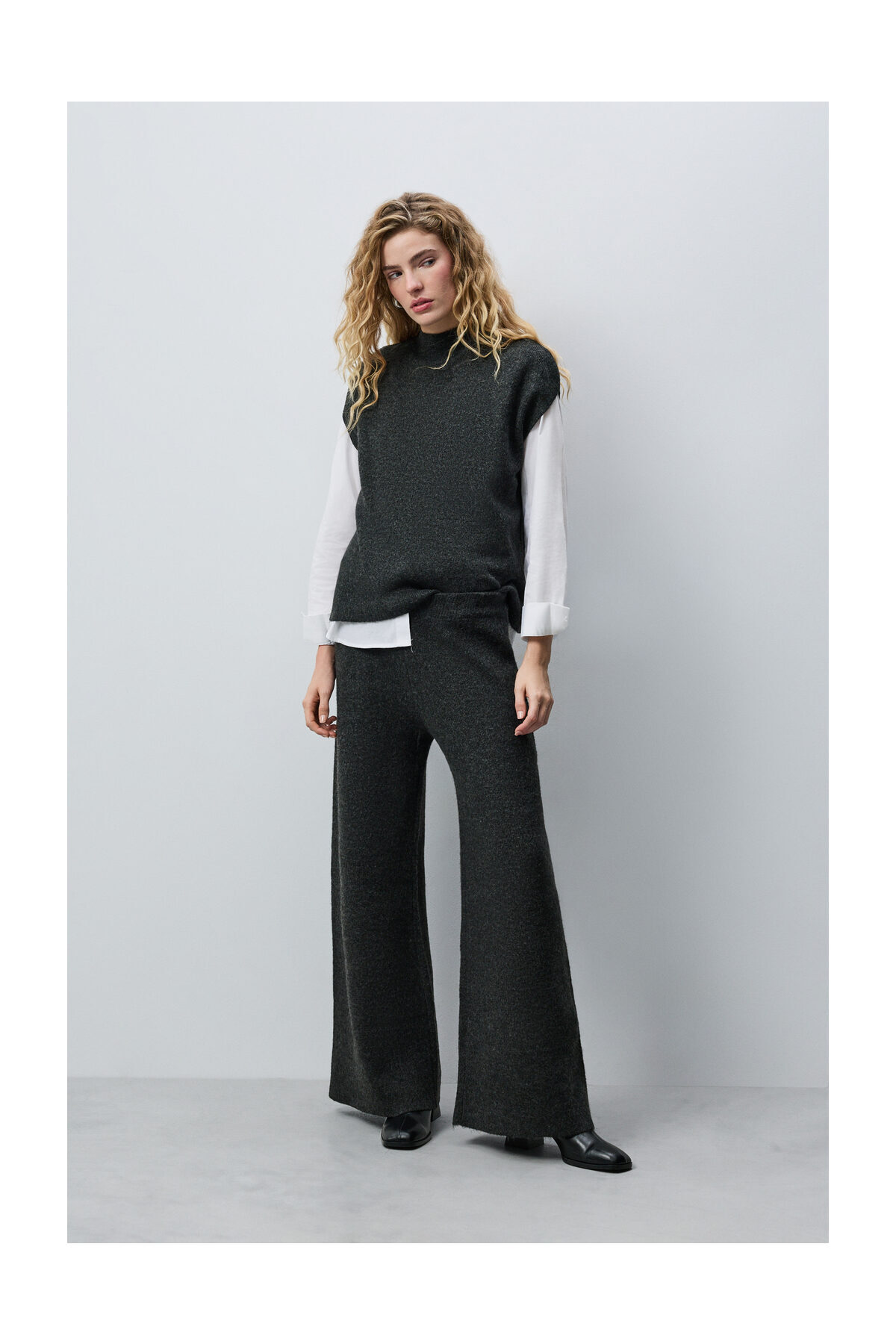 LEFTIES Kobieta TRZY ZESTAWY SPODNI