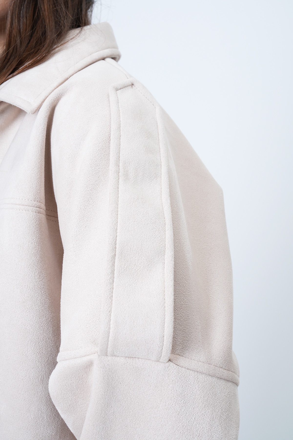 Trend Alaçatı Stili  Kadın Taş Omuz Apoletli İçi Astarlı Suni Süet Bomber Ceket Alc-X14526 - Görsel 7