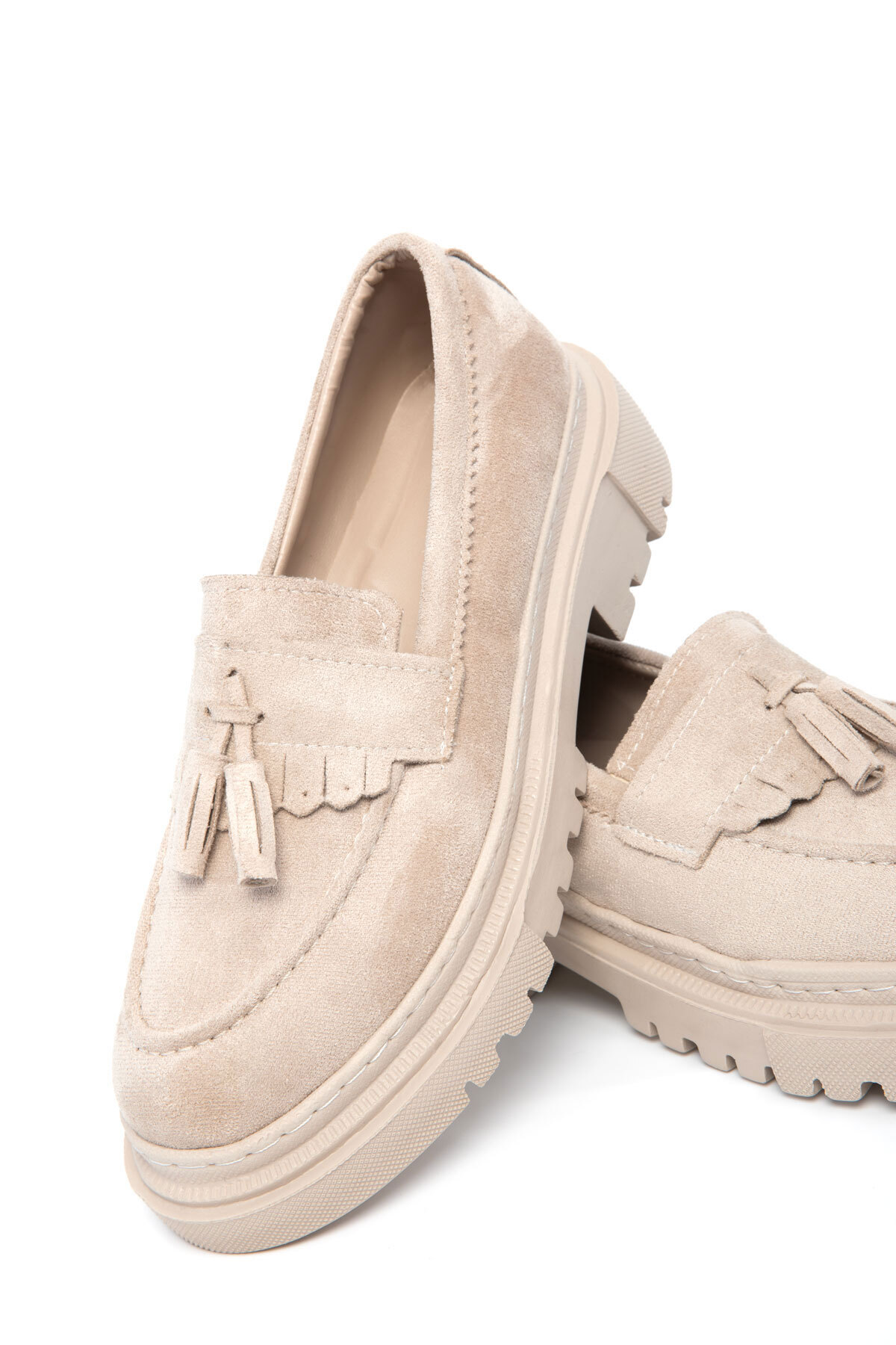 SOHO Hautfarbene Wildleder-Freizeitschuhe für Damen 17763