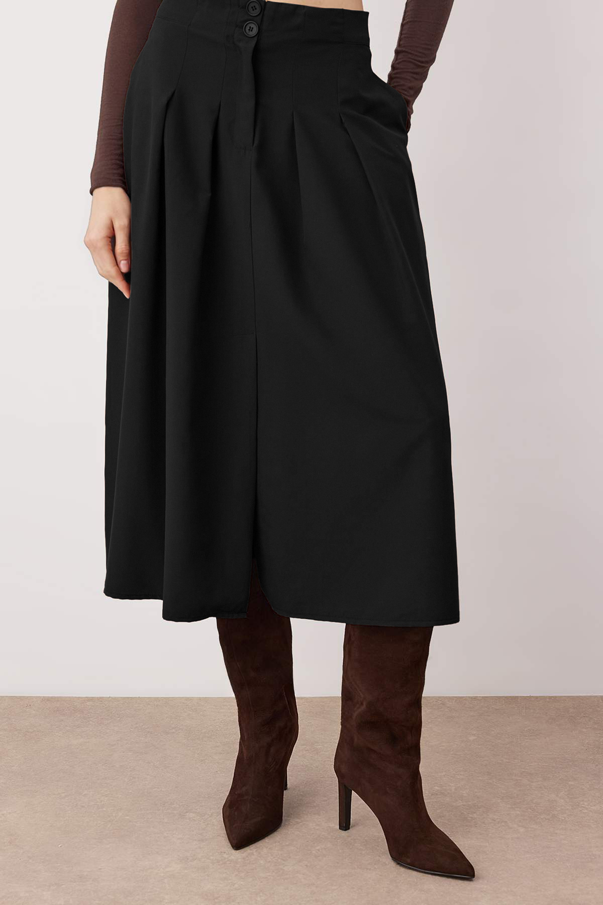 Trendyolmilla  Siyah Pile Detaylı Önden Yırtmaçlı Midi Boy Dokuma Etek TWOSS24ET00169 - Görsel 3