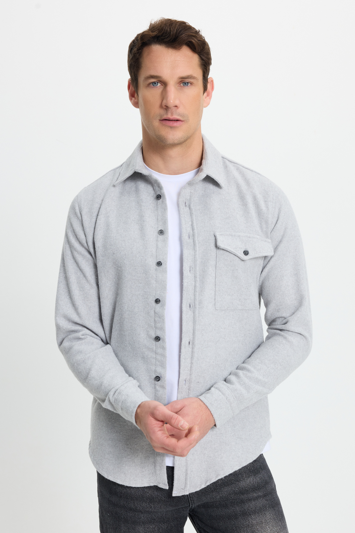 Tudors Erkek Slim Fit Tek Cep Kapaklı Düz Oduncu Spor Gri Gömlek