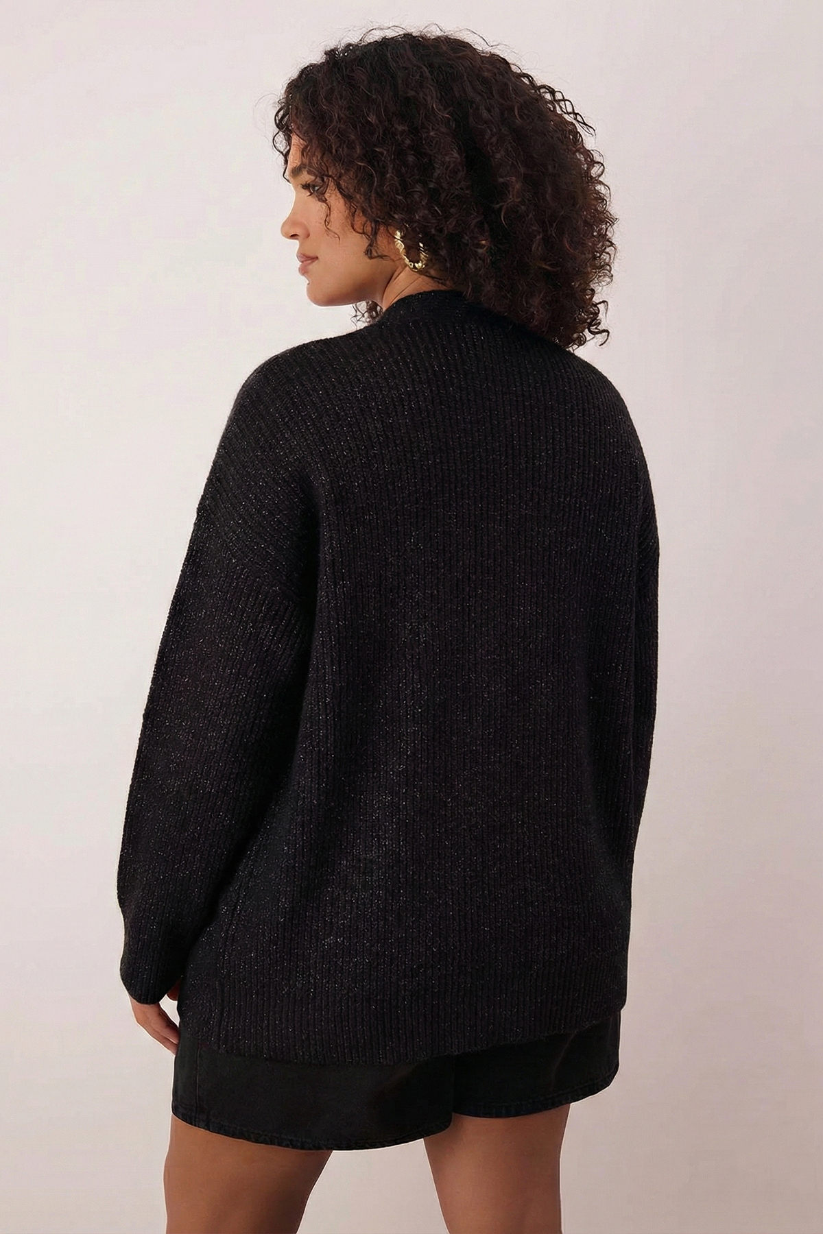 Trendyolmilla  Siyah Yumuşak Dokulu Cep Detaylı Triko Hırka TBBAW26AV00027 - Görsel 5