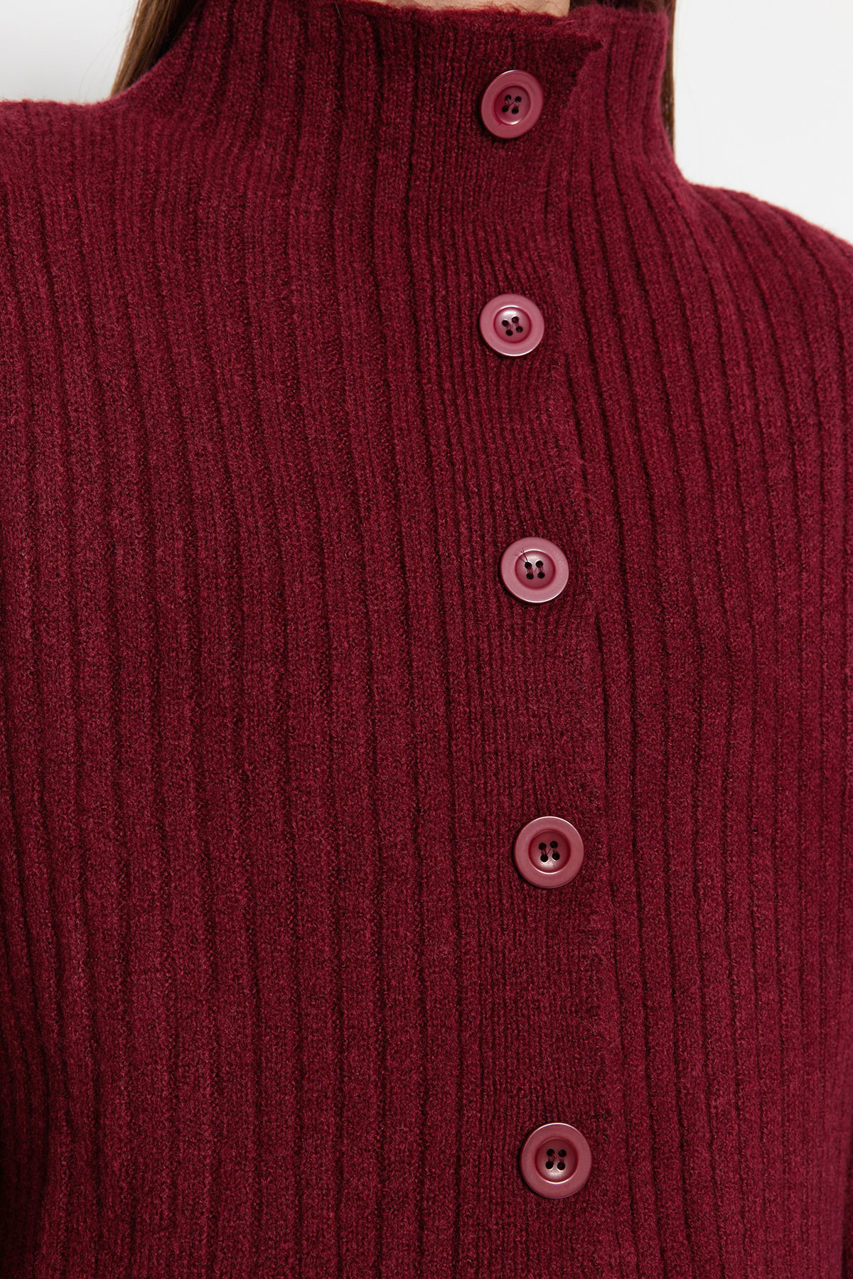 Trendyolmilla  Bordo Crop Yumuşak Dokulu Dik Yaka Triko Hırka TWOAW22HI0174 - Görsel 5