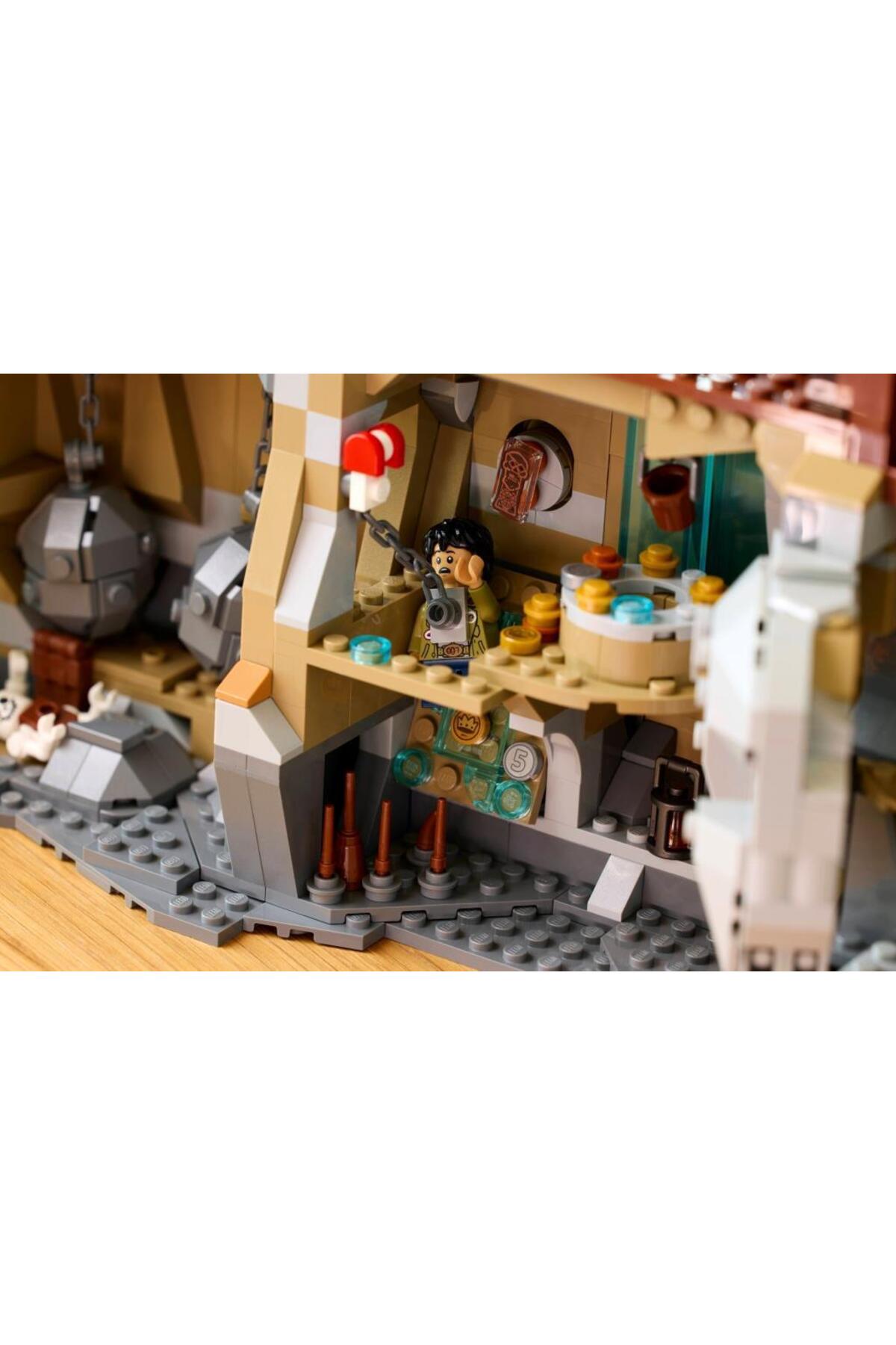 ۲۱۳۶۳ ایده شکارچیان را تعریف میکند