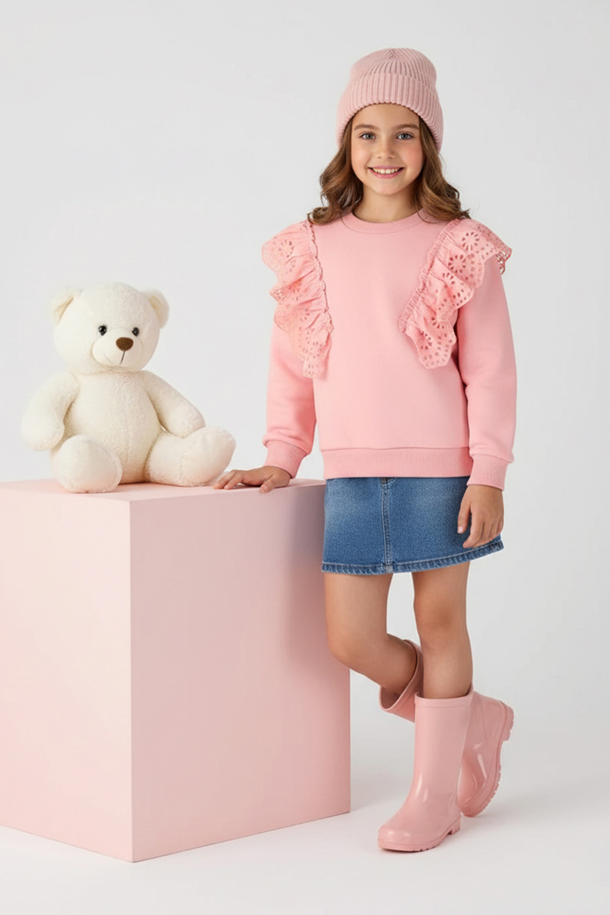 Trendyolmilla  Pembe Pamuklu Düz/Basic Kalın/İçi Polarlı Regular Örme Kız Çocuk Sweatshirt TKDAW26SW00034