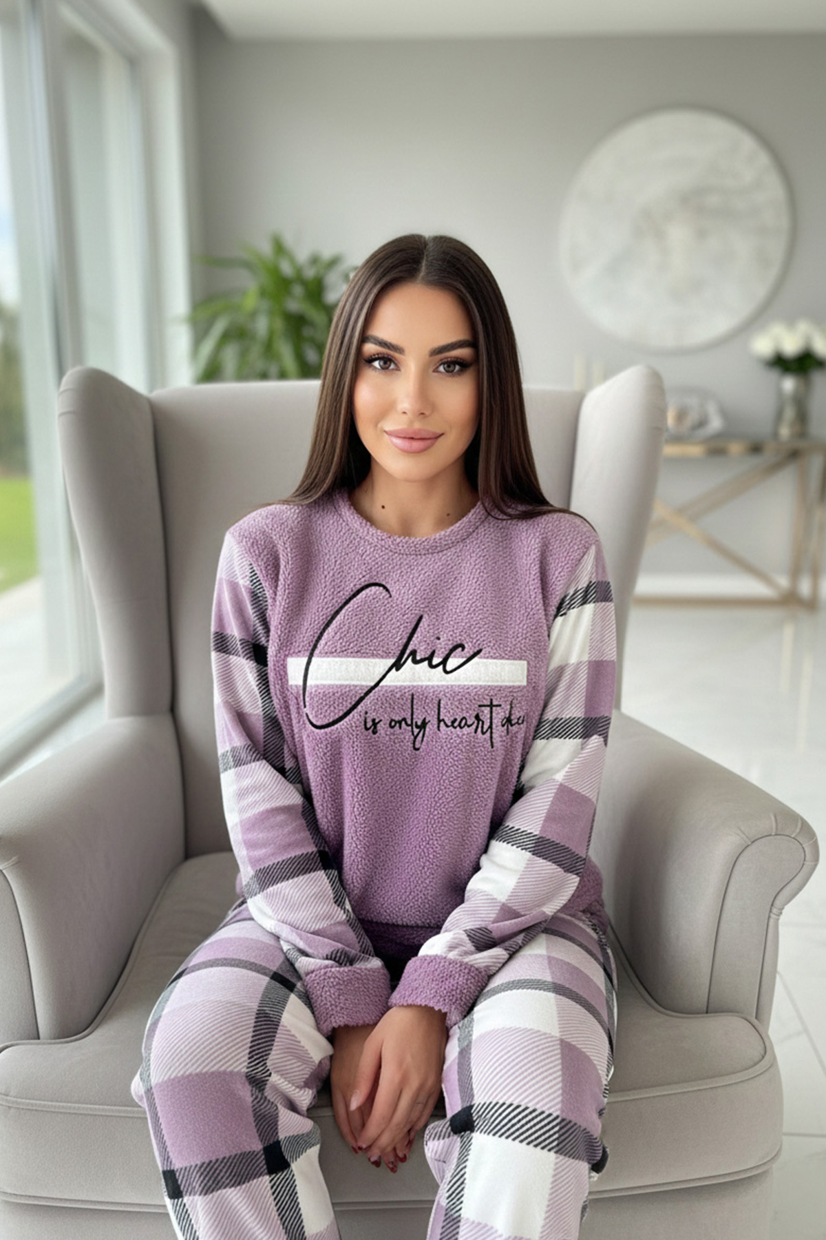 Pijamaevi Дамски комплект плюшена пижама в лилав наситен шик с шарки