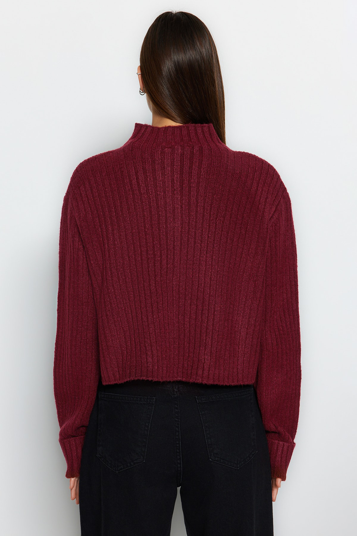 Trendyolmilla  Bordo Crop Yumuşak Dokulu Dik Yaka Triko Hırka TWOAW22HI0174 - Görsel 6