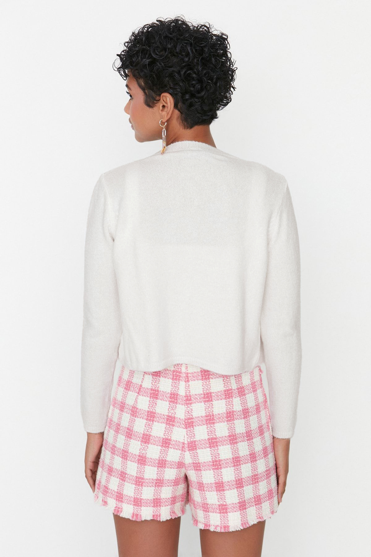 Trendyolmilla  Ekru Crop Yumuşak Dokulu 2'li Bluz-Hırka Triko Takım TWOAW21HI0107 - Görsel 6