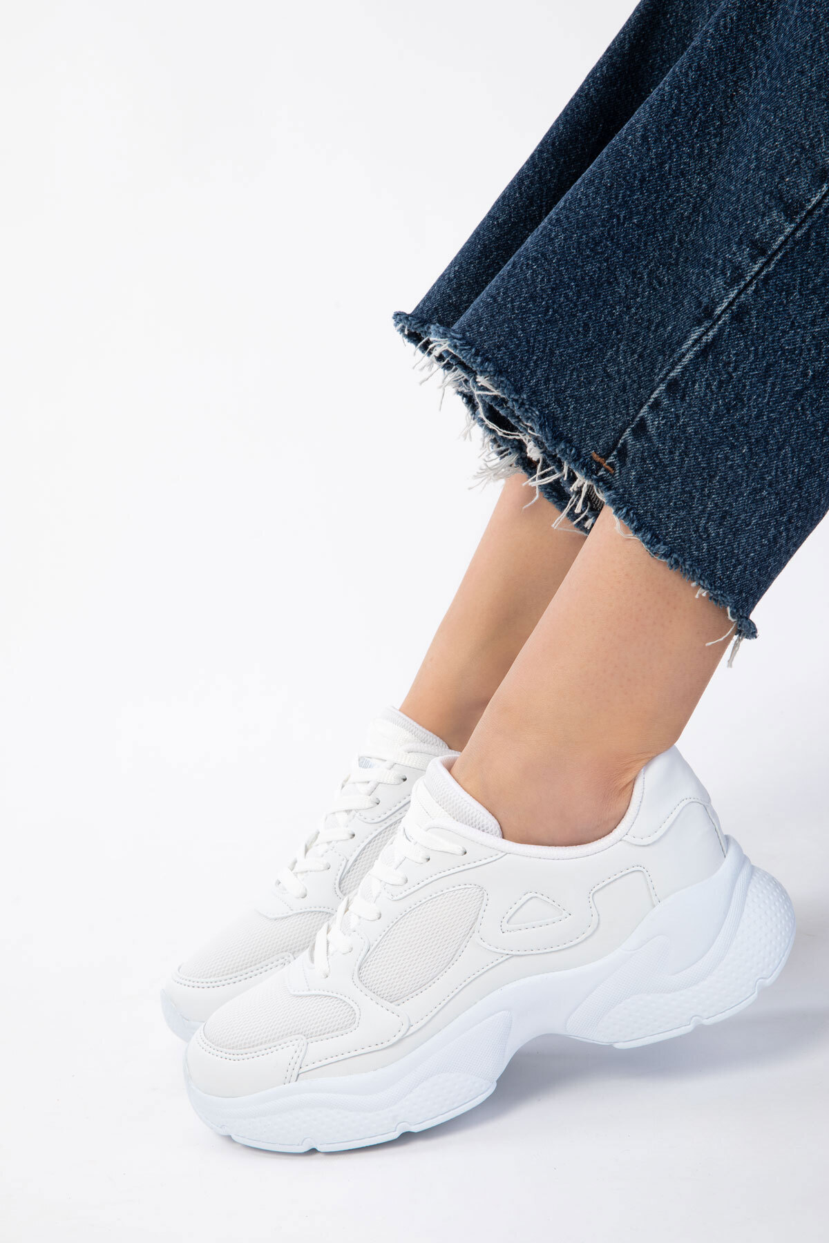 SOHO  Beyaz Kadın Sneaker 18147 - Görsel 3