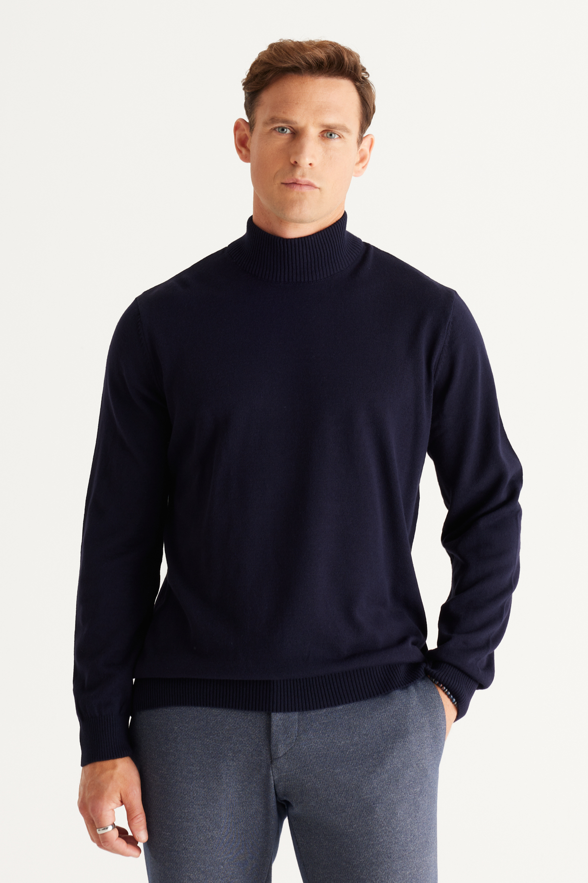 ALTINYILDIZ CLASSICS Erkek Lacivert Tüylenme Yapmayan Standart Fit Normal Kesim Yarım Balıkçı Yaka Triko Kazak