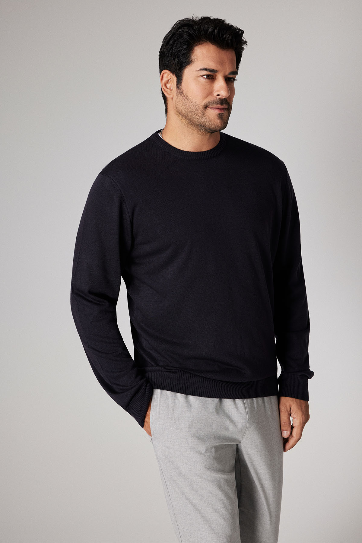 ALTINYILDIZ CLASSICS Erkek Lacivert Tüylenme Yapmayan Anti-pilling Standart Fit Normal Kesim Bisiklet Yaka Triko Kazak