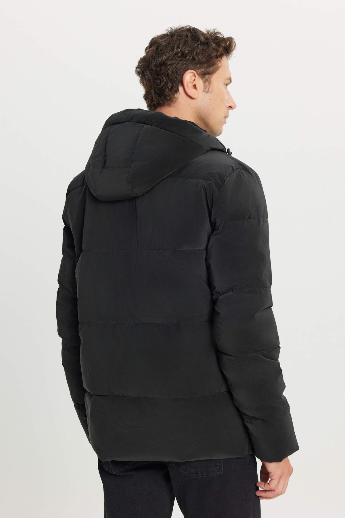AC&Co / Altınyıldız Classics  Erkek Siyah Soğuk Geçirmez Dolgulu Mont Kaban Standart Fit Dik Yaka Kapüşonlu Kapak Cepli - Görsel 8