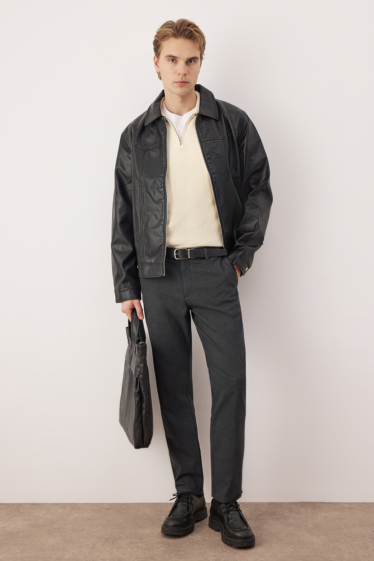  Trendyolmilla Man Siyah K?rç?ll? Erkek Kuma? Pantolon