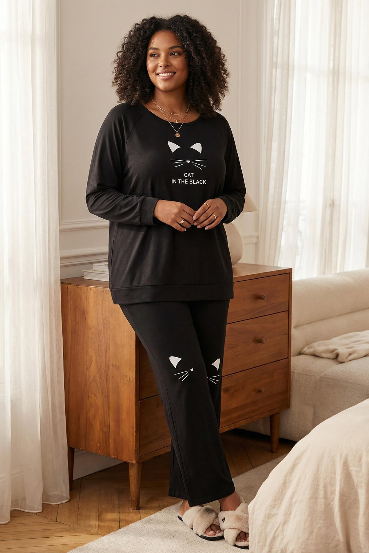 Trendyolmilla Curve Siyah Kedi Baskılı %100 Pamuk Örme Pijama Takımı TBBAW25AI00004