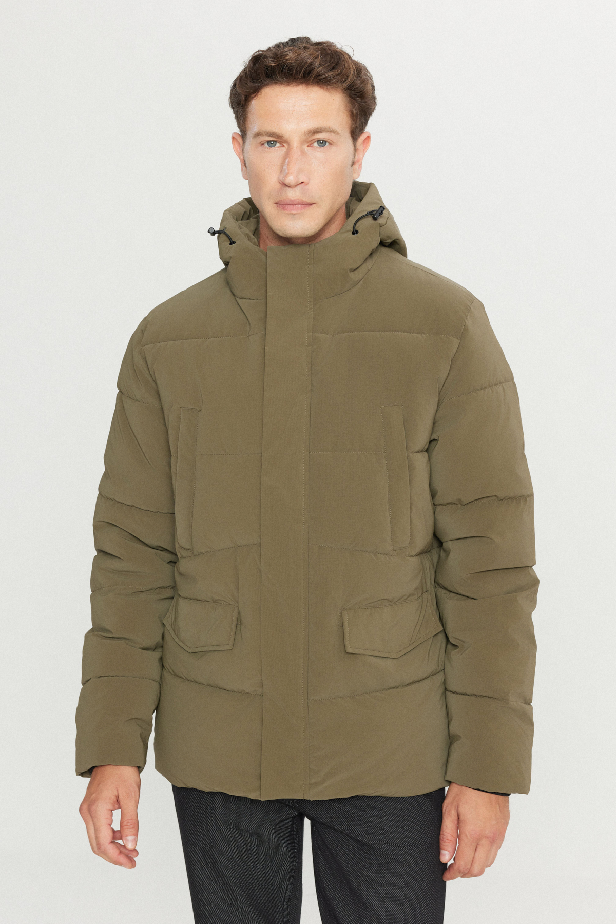 AC&Co / Altınyıldız Classics  Erkek Haki Soğuk Geçirmez Sıcak Tutan Dolgulu Mont Kaban Standart Fit Dik Yaka Kapüşonlu Kapak Cepli - Görsel 7