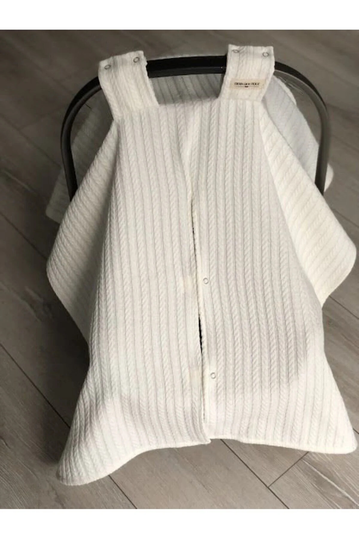 DERİN BOUTİQUES Krem Örgü Pike Puset Örtüsü fotoğrafı 2 (önizleme)