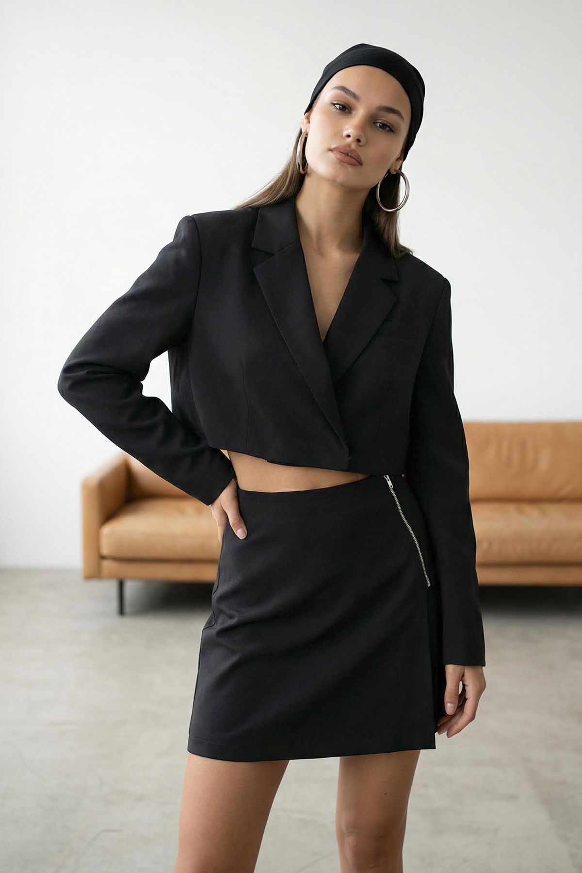 Trendyolmilla  Siyah Fermuar Detaylı Dokuma Şort Etek TWOSS20SR0139 - Görsel 2