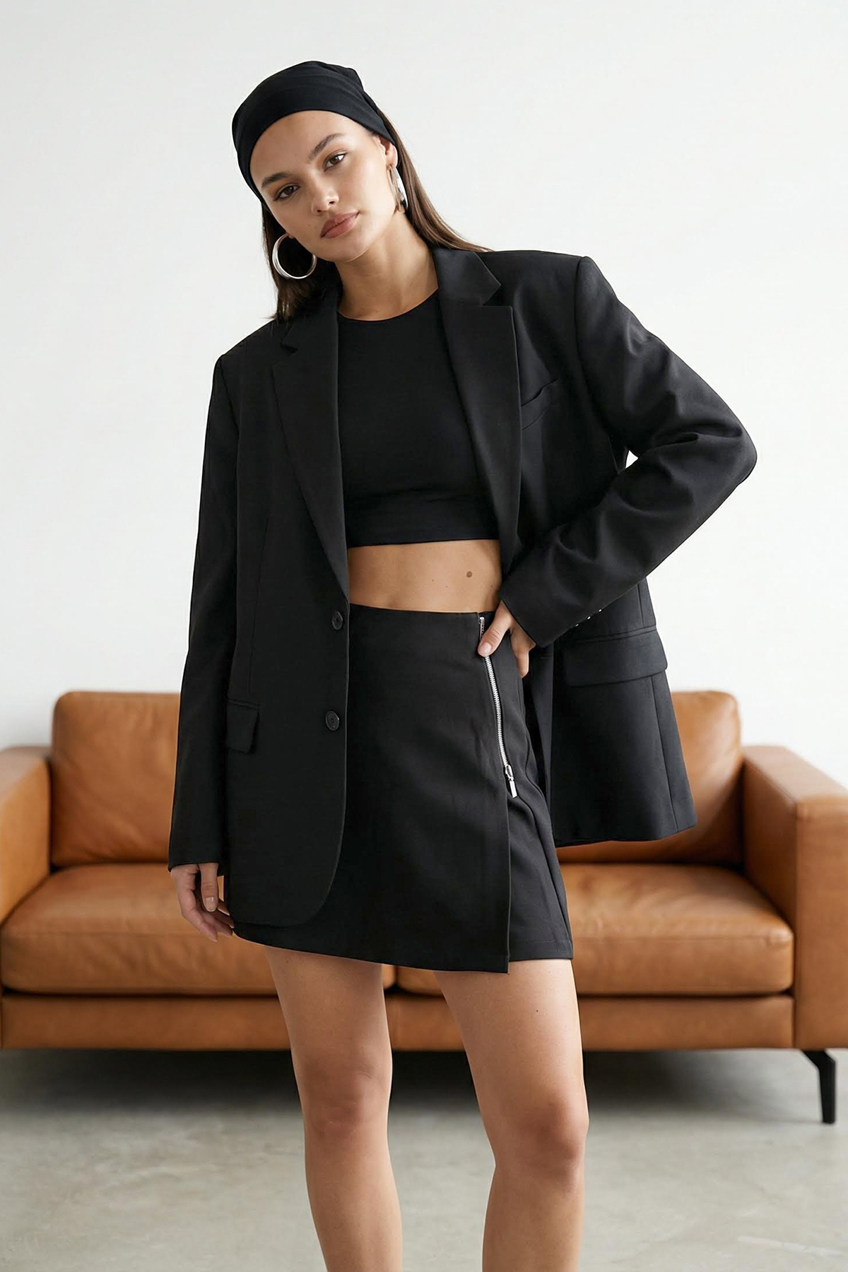 Trendyolmilla  Siyah Fermuar Detaylı Dokuma Şort Etek TWOSS20SR0139