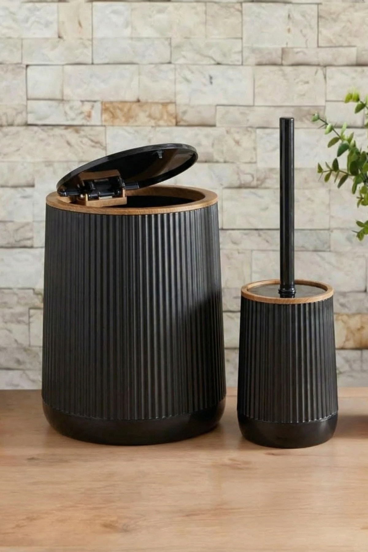 TRENDYOLMİLLA HOME 2-teiliges Badezimmer-Set aus Kunststoff mit Holzoptik, de...