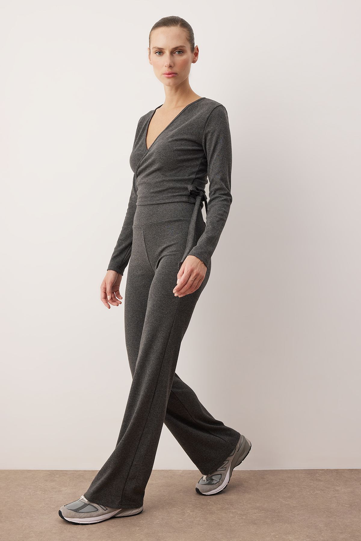 Trendyolmilla  Antrasit Melanj Örme Alt - Üst Takım TWOAW26AU00029