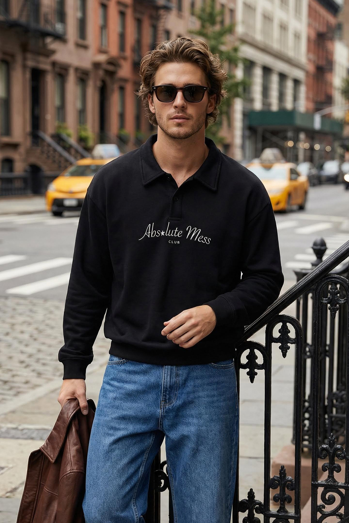 Trendyolmilla  Siyah Oversize/Geniş Kesim Yazı Baskılı Polo Yaka Sweathisrt TMNAW25SW00019