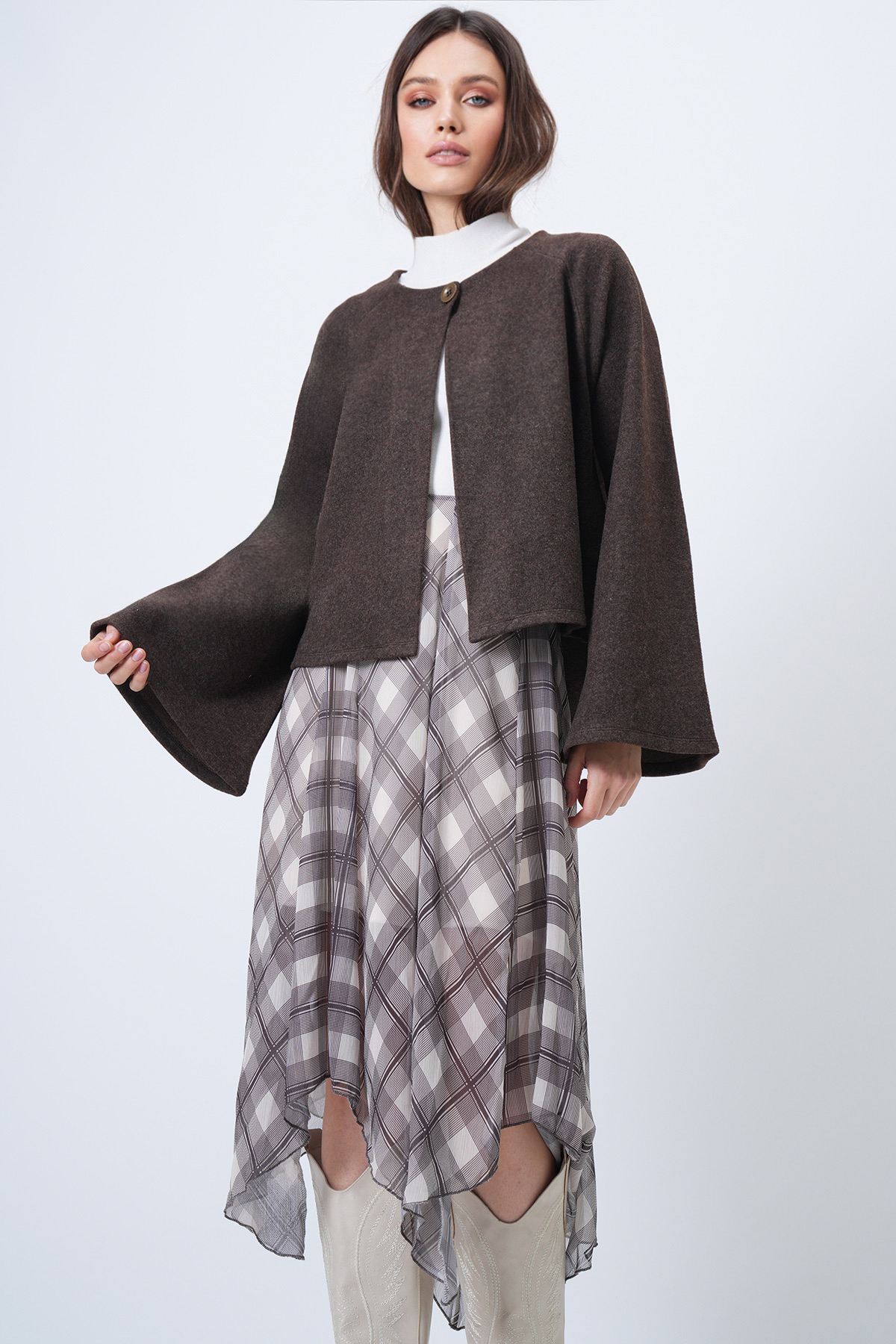 Women's Brown Crew Neck Wide Cut Knitwear Jacket ALC-X14712