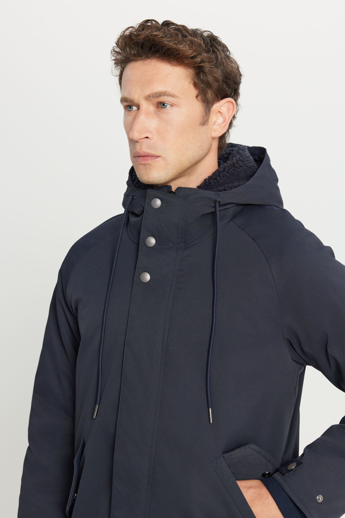 AC&Co / Altınyıldız Classics  Erkek Lacivert Soğuk Geçirmez Sıcak Tutan Mont Kaban Normal Kesim Kapüşonlu Dik Yaka Yan Cepli - Görsel 7