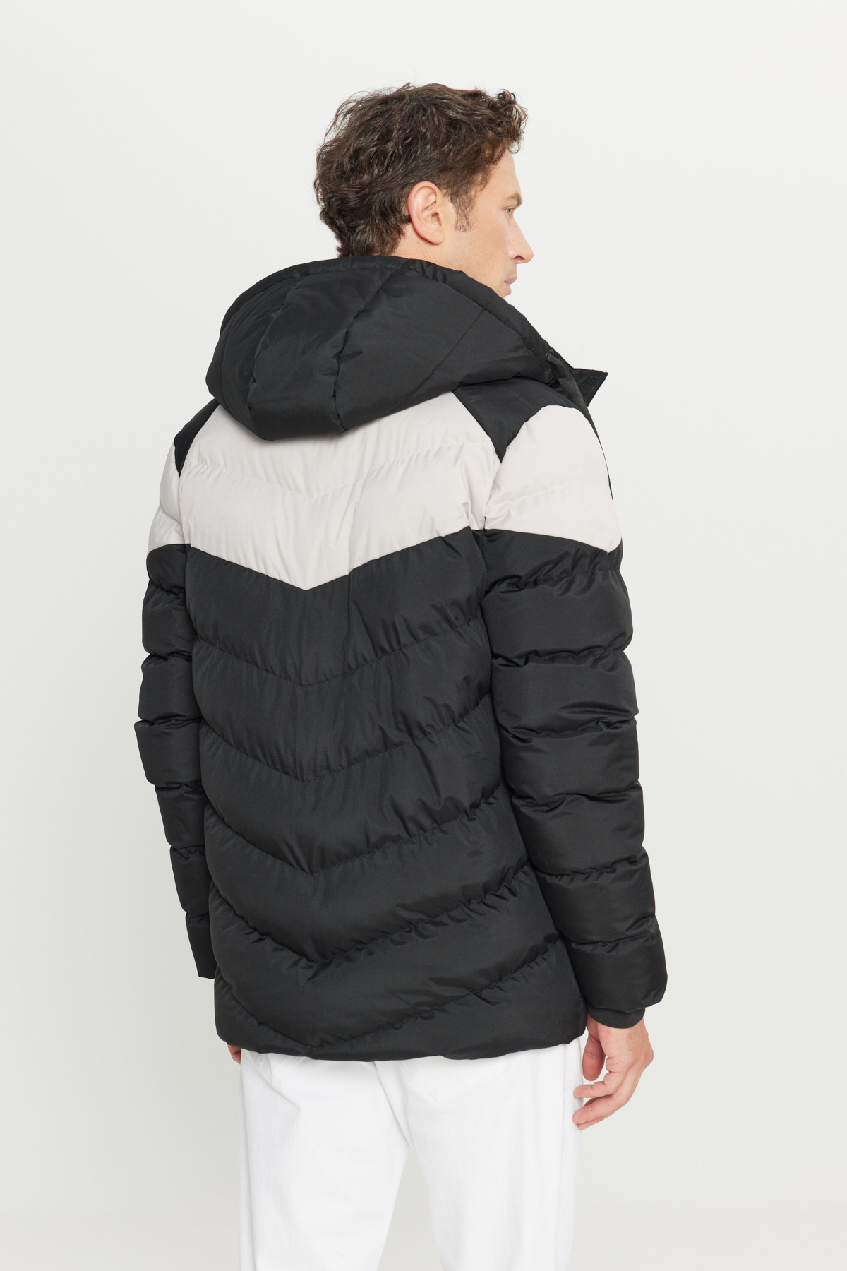 AC&Co / Altınyıldız Classics  Erkek Siyah-Bej Soğuk Geçirmez Sıcak Tutan Mont Kaban Standart Fit Dik Yaka Kapüşonlu Yan Cepli - Görsel 10