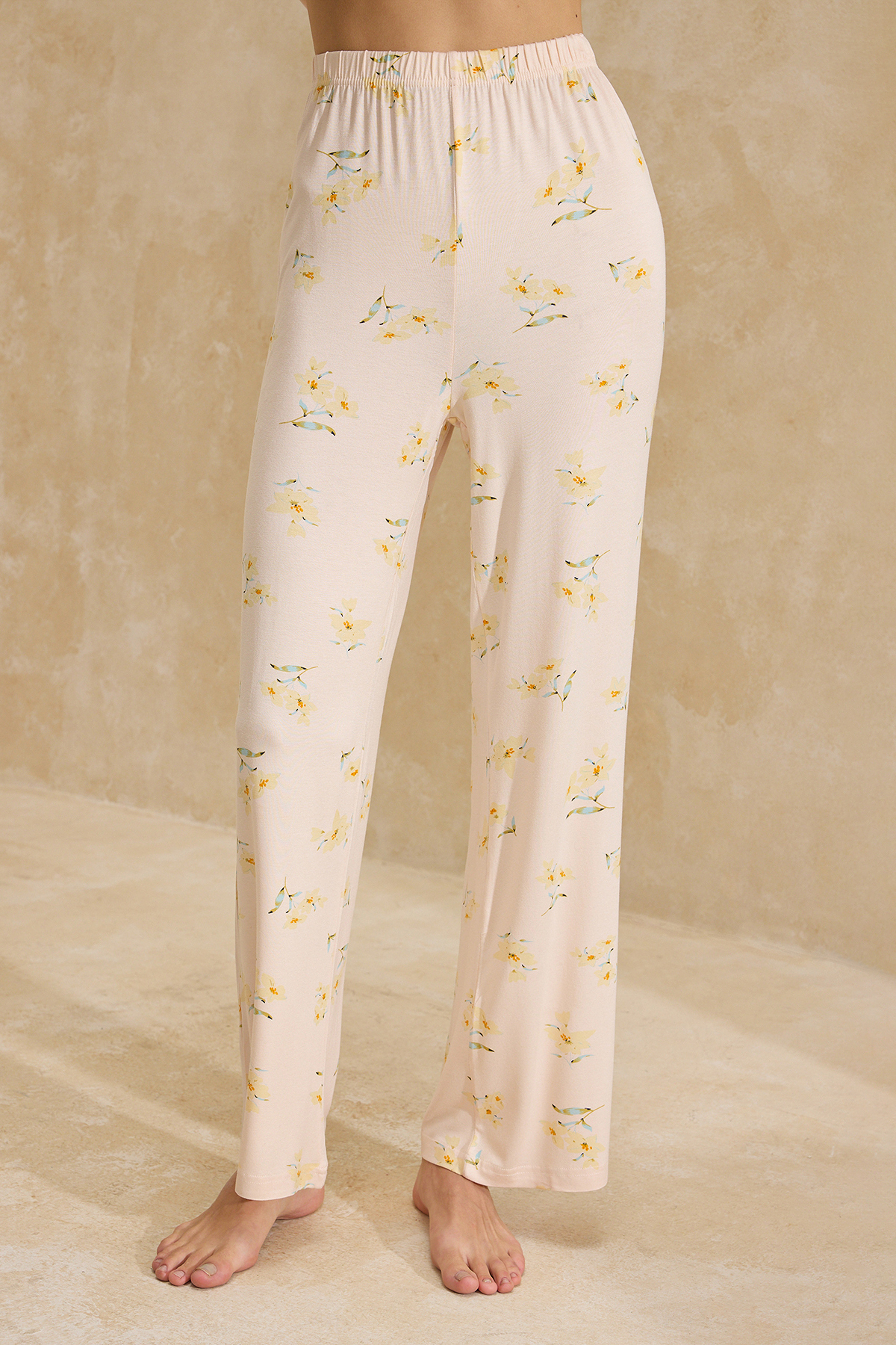 Trendyolmilla  Somon Çiçekli Örme Pijama Takımı THMSS26PT00023 - Görsel 3