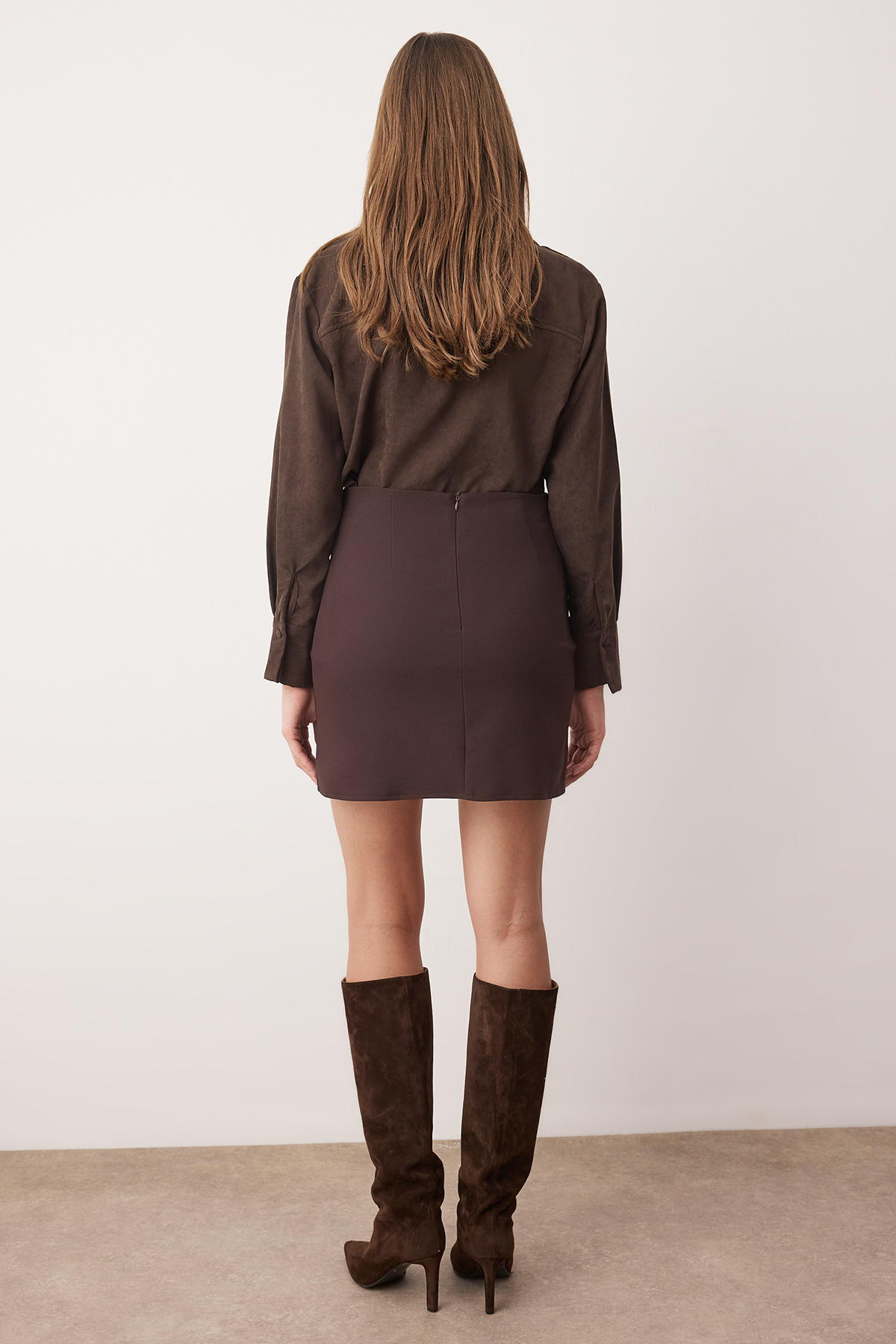 Trendyolmilla  Koyu Kahverengi A-line/Çan Dokuma Mini Etek TWOAW23ET00082 - Görsel 4