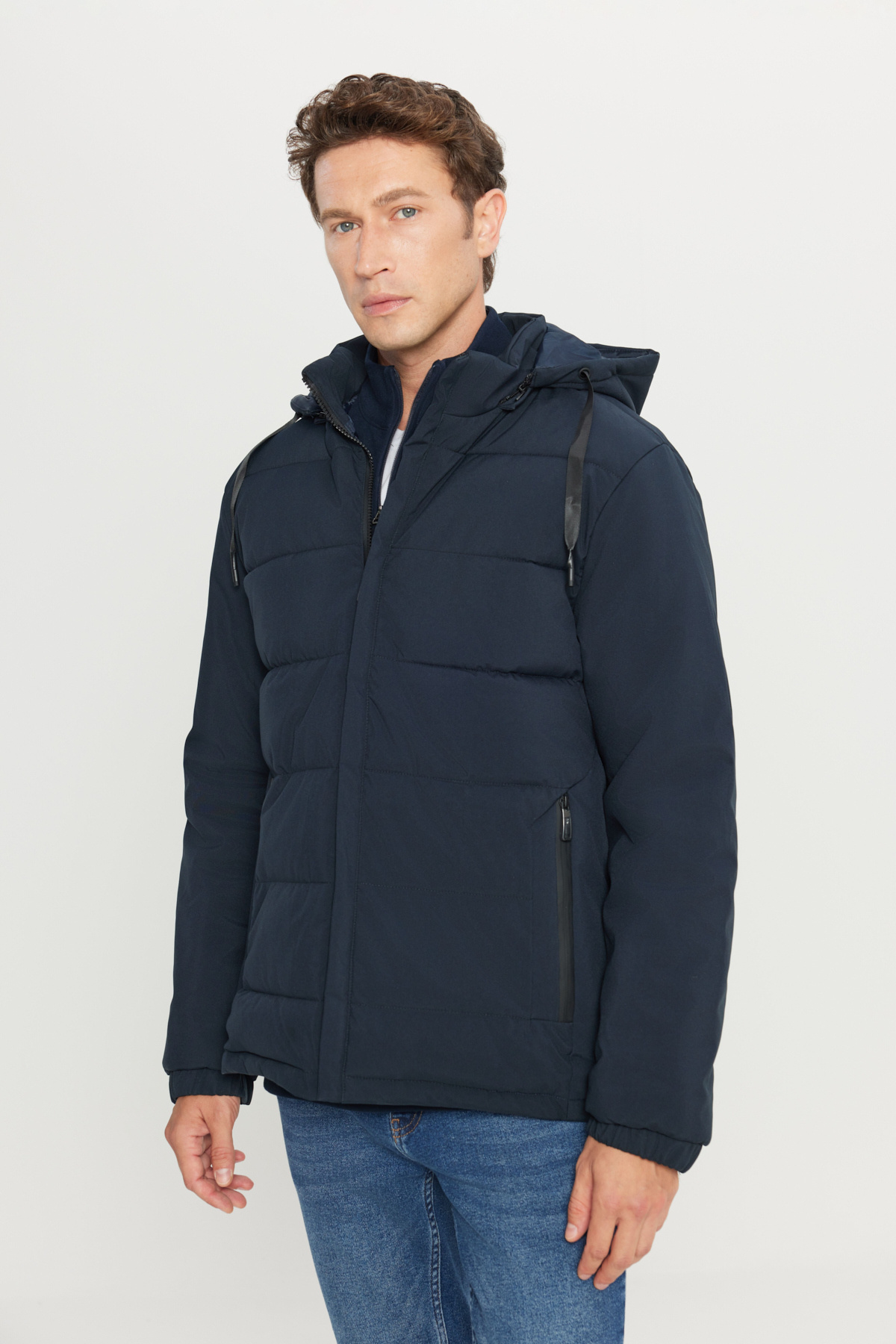 AC&Co / Altınyıldız Classics  Erkek Lacivert Sıcak Tutan Dolgulu Standart Fit Dik Yaka Kapüşonlu Yan Cepli Casual Mont - Görsel 5