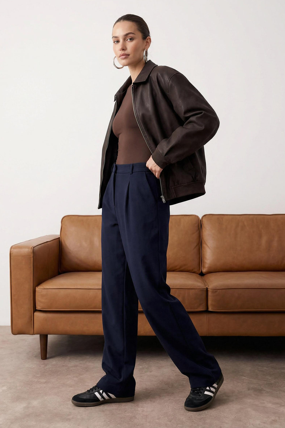 Trendyol Collection Spodnie z szerokimi nogawkami i plisowaną czarną tkaniną ...