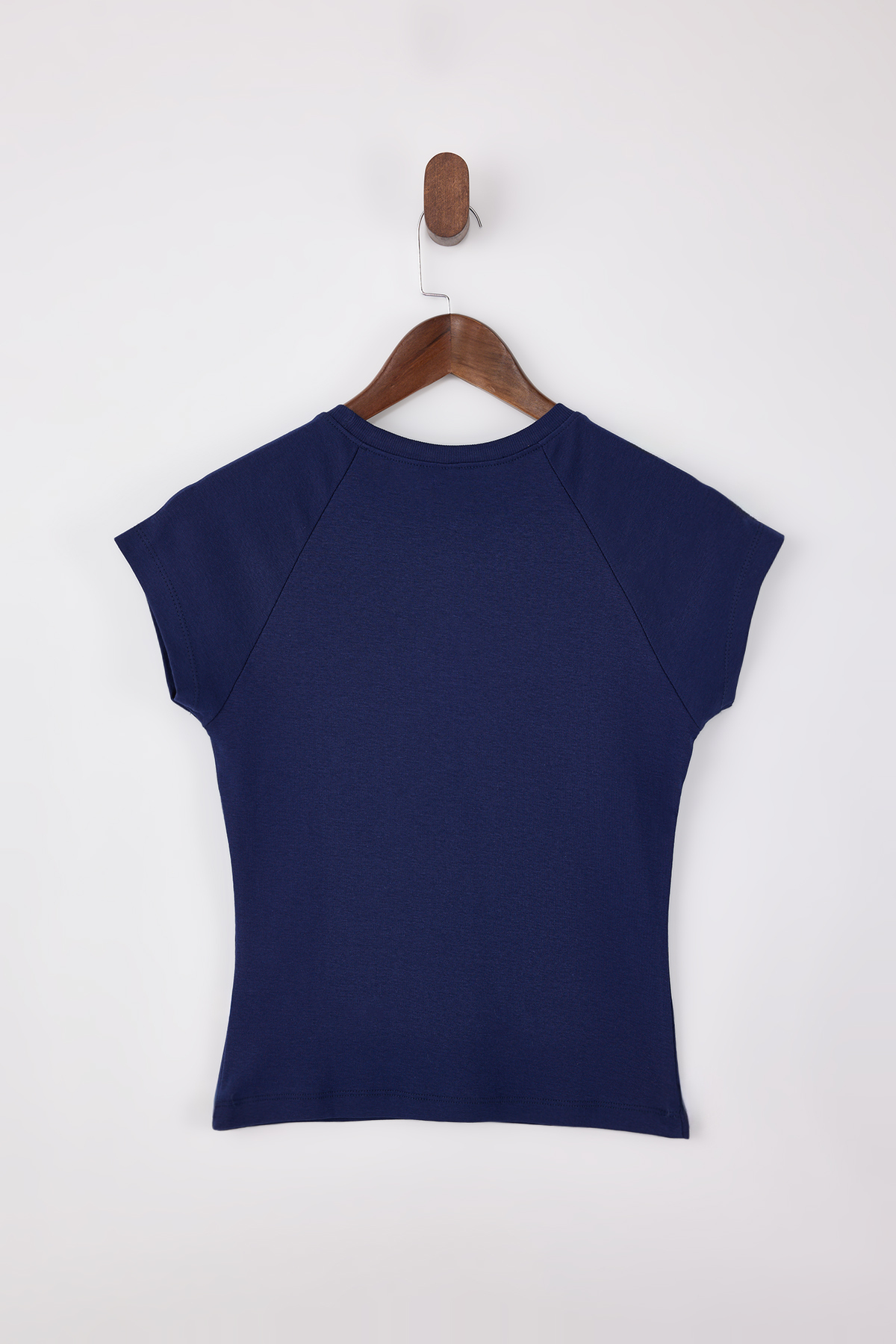 Trendyolmilla  Lacivert Slogan Fitted/Vücuda Oturan Kısa Kollu Pamuk Ribana Örme T-Shirt TWOSS26TS00021 - Görsel 6