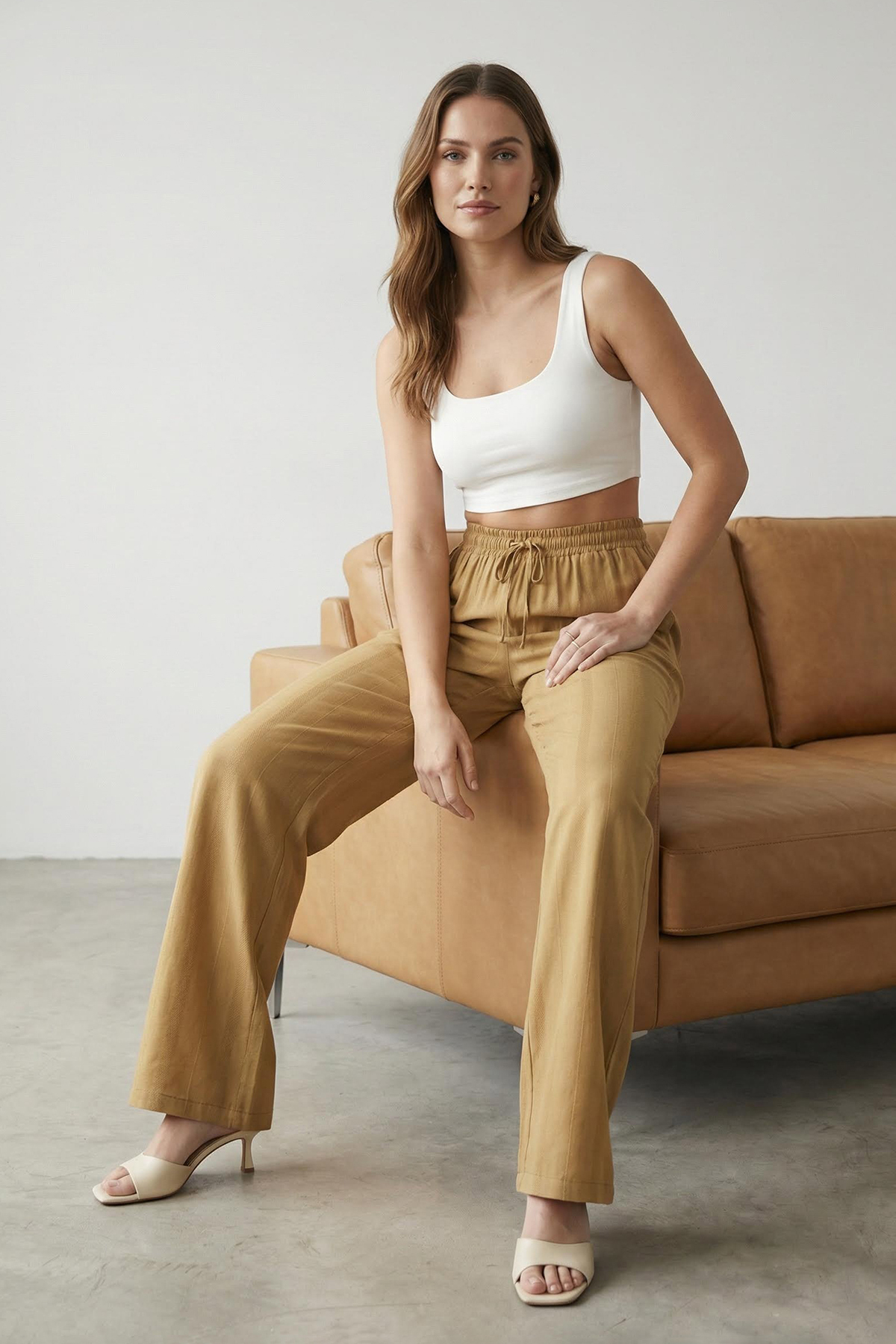 Trendyolmilla  Camel Jakarlı Beli Lastikli Wide Leg/Geniş Paça Dokuma Pantolon TWOSS25PL00039 - Görsel 2