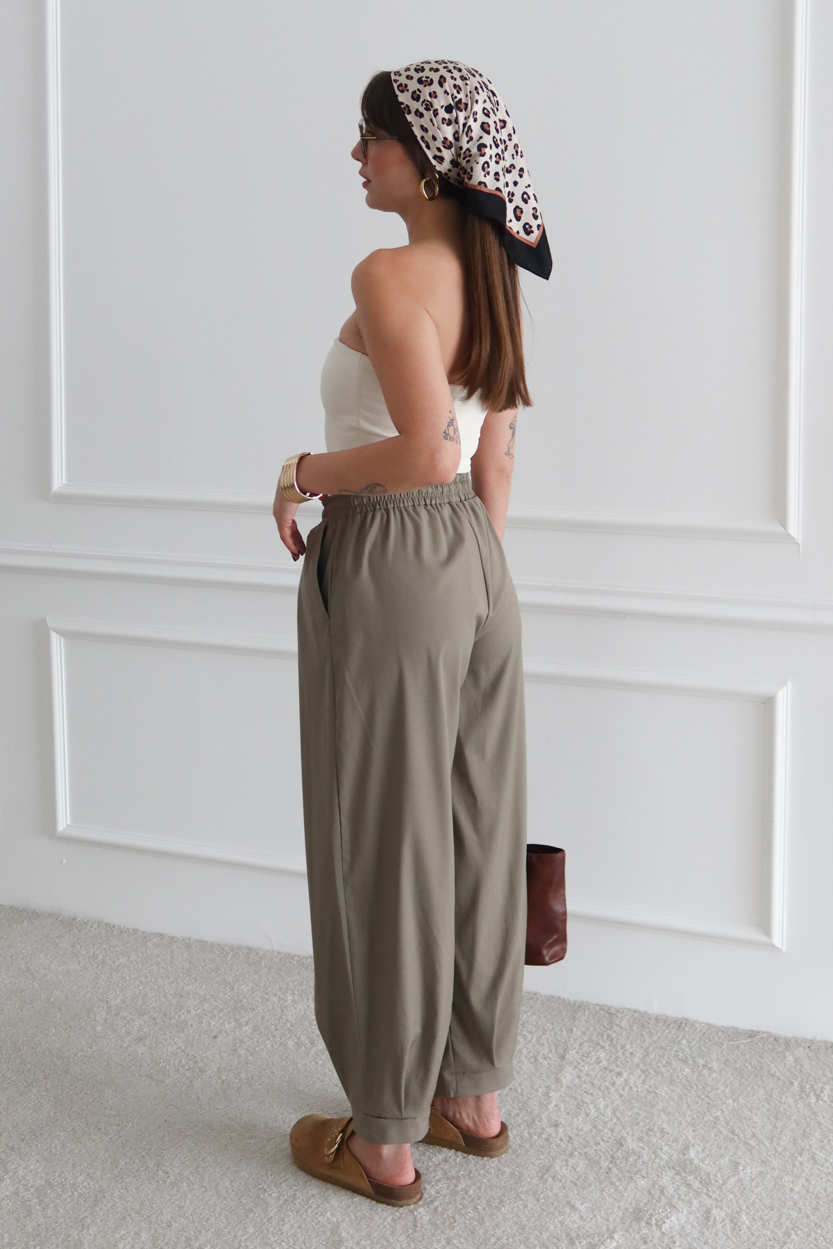 Trendyolmilla  Haki Şalvar Kalıp Beli Lastikli Dokuma Pantolon TWOAW26PL00156 - Görsel 3