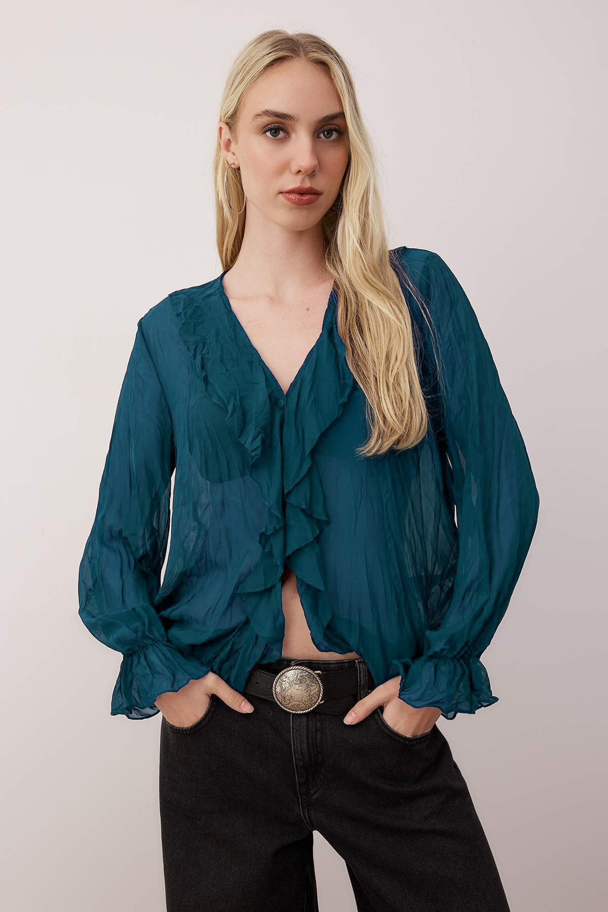 Trendyolmilla  Petrol Kırışık Görünümlü Şifon Transparan Gömlek TWOAW26GO00070 - Görsel 2