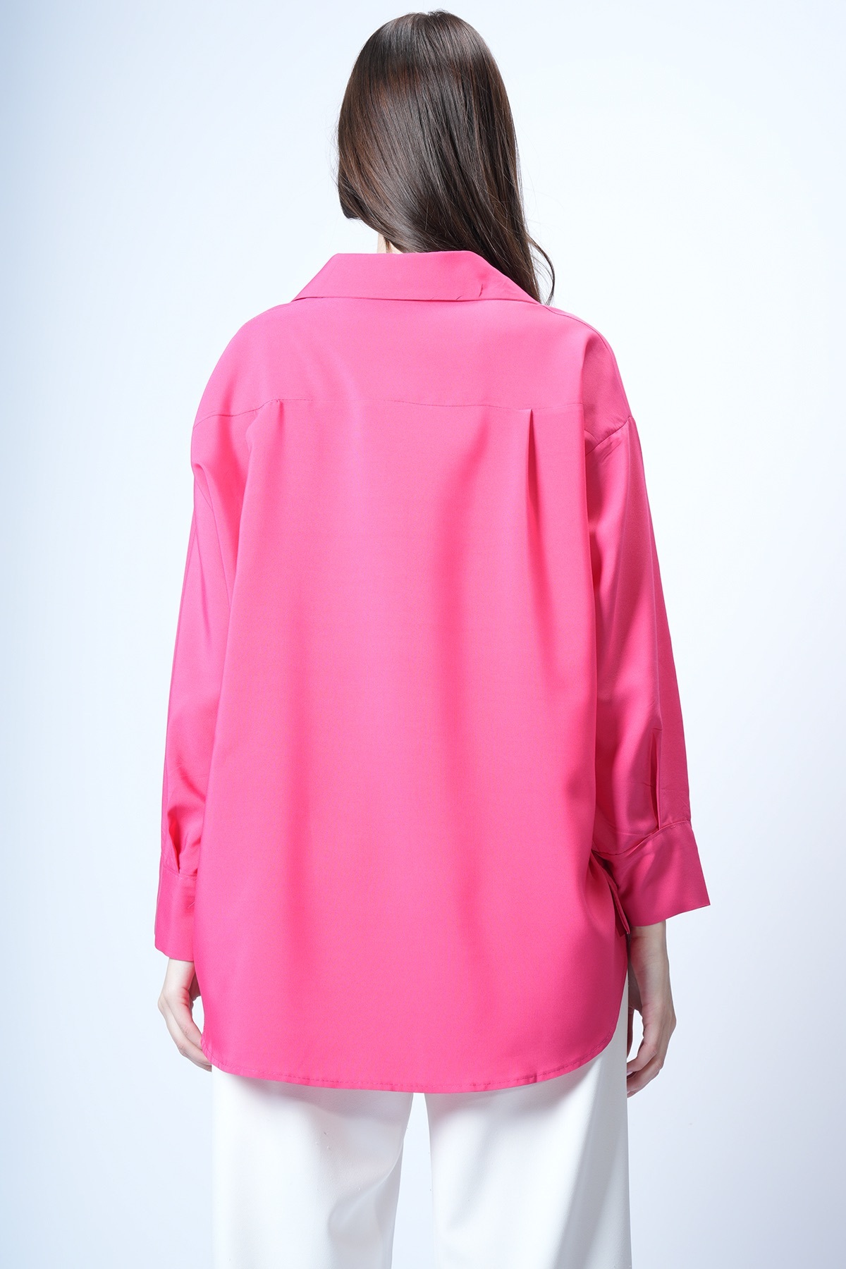Trend Alaçatı Stili  Fuşya Çiçek Nakışlı Oversize Dokuma Gömlek ALC-X12651 - Görsel 7