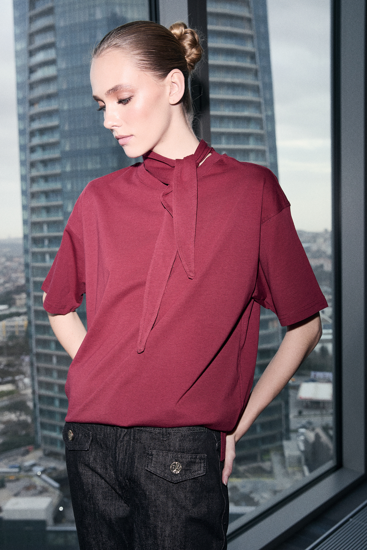 Trendyolmilla Limited Edition Bordo Oversize Düşük Kol Kısa Kollu Uzun Tok %100 Pamuk Örme T-Shirt TWOSS26TS00029