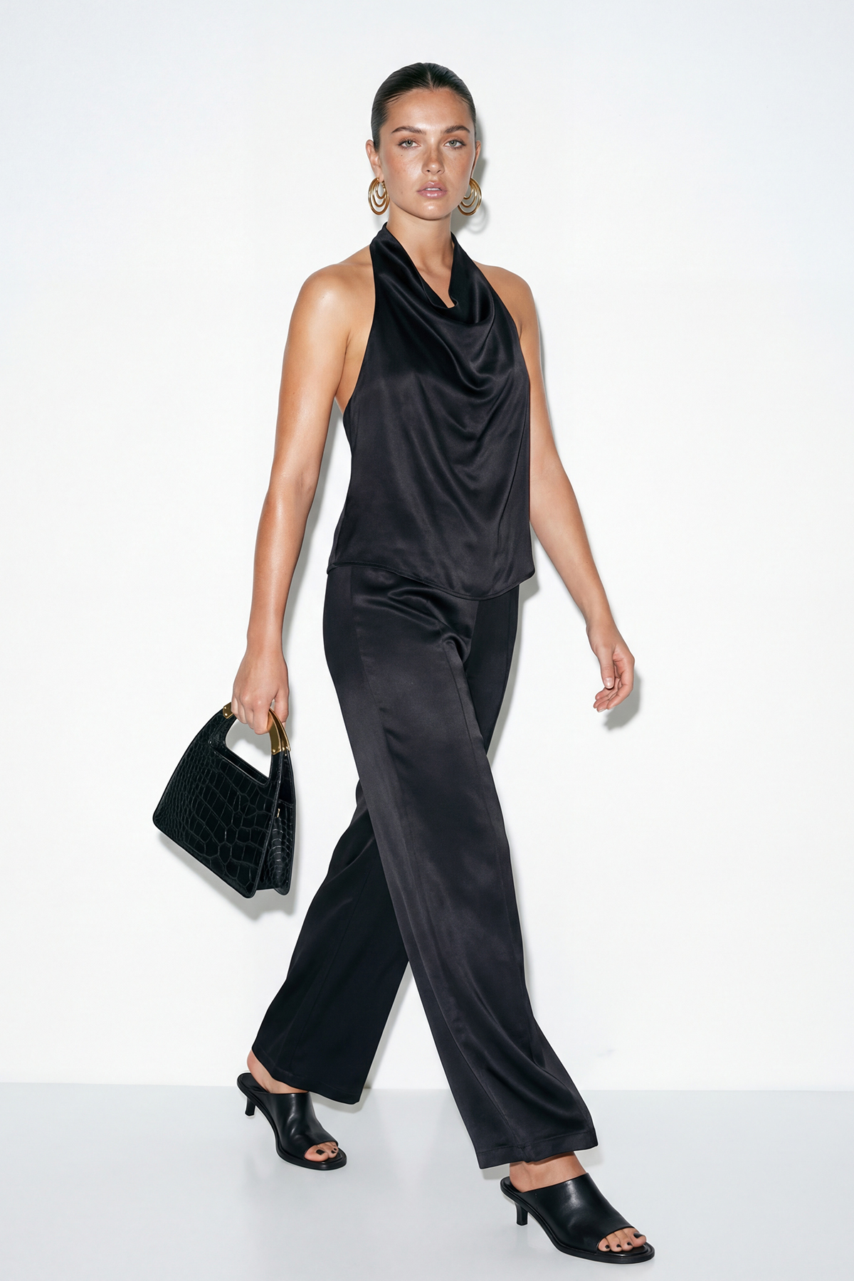 Trendyolmilla  Siyah Saten Takım TDRSS26AU00003