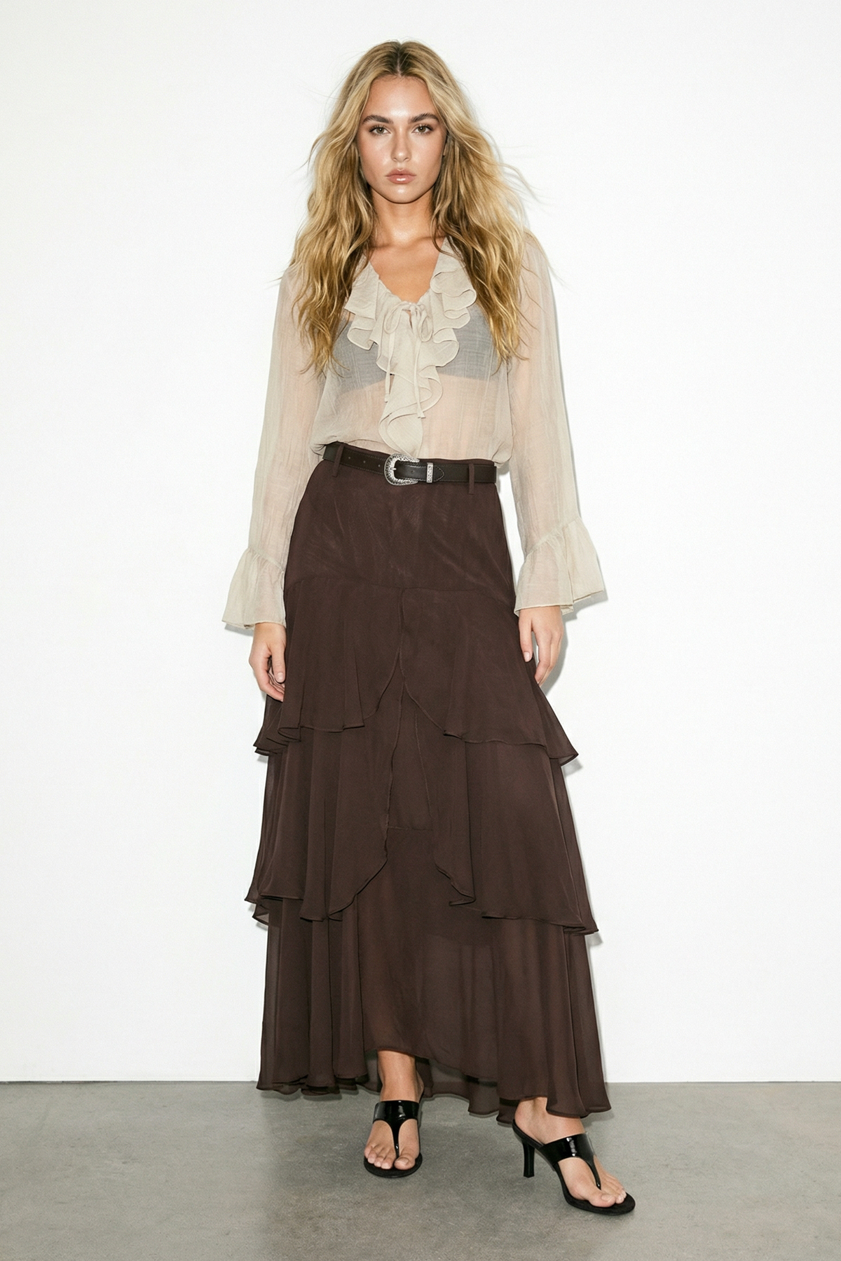 Trendyolmilla  Kahverengi Kemerli Katlı Uzun Şifon Etek TDRSS26ET00017 - Görsel 2