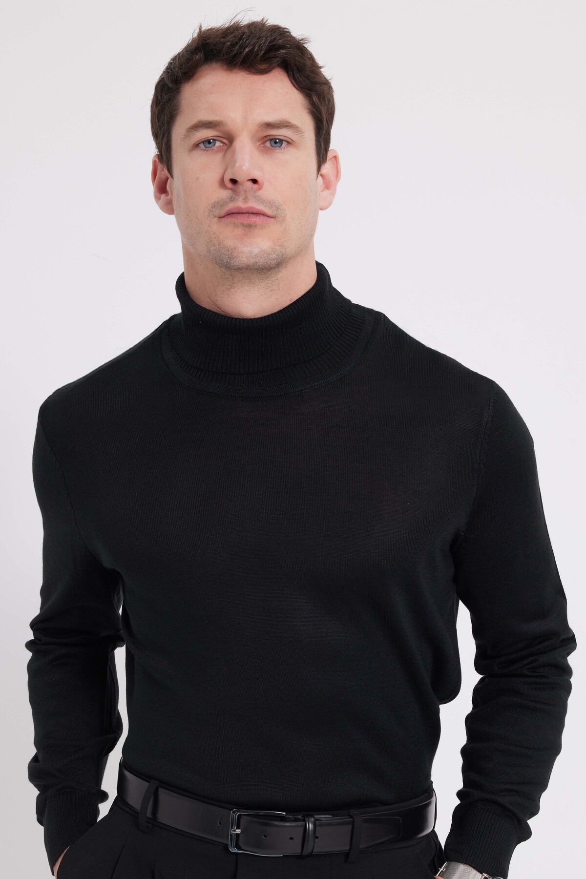 Tudors  Erkek Slim Fit Dar Kesim Tam Boğazlı Yaka Düz Yün Kazak - Görsel 3