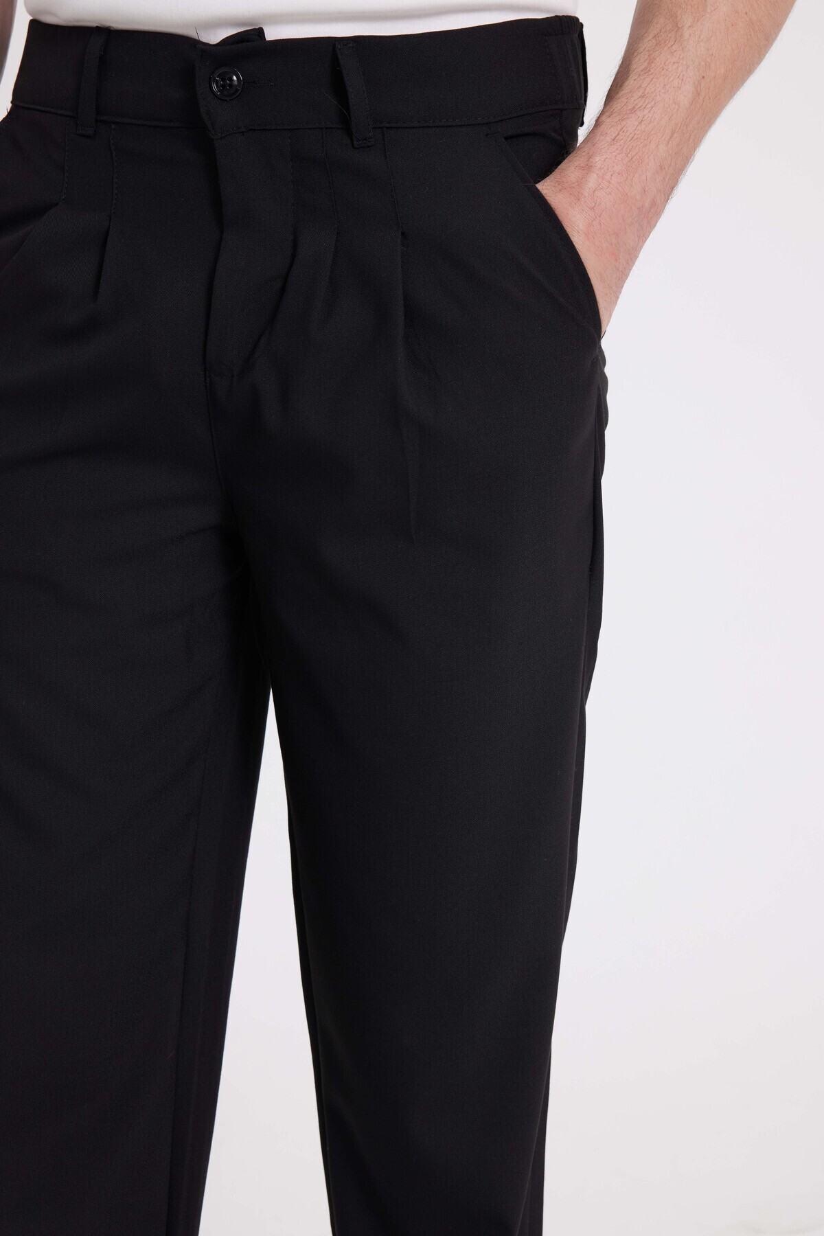 Tudors  Erkek Regular Fit Klasik Kesim Normal Bel Geniş Paça Siyah Pantolon - Görsel 3