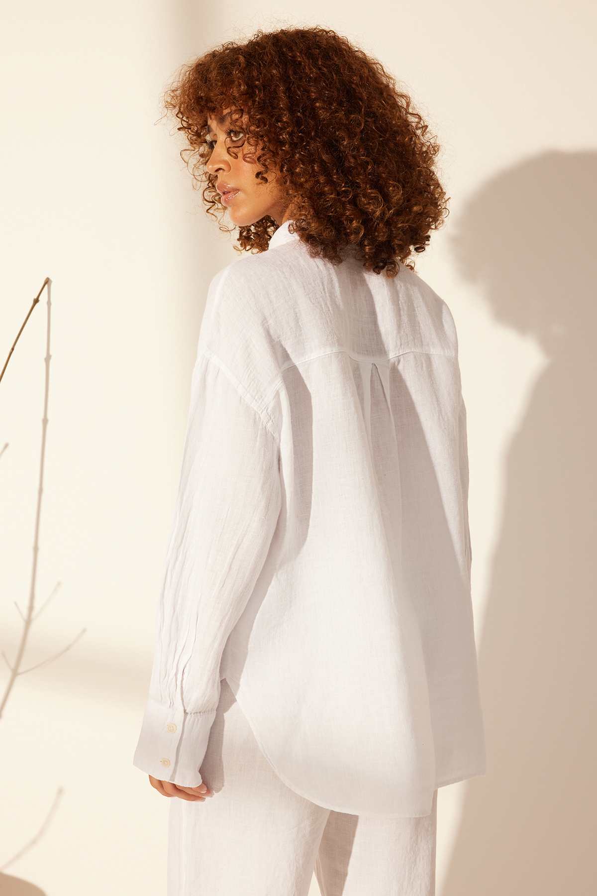 Trendyolmilla  Beyaz % 100 Keten Cep Detaylı Oversize Gömlek TWOSS26GO00039 - Görsel 6