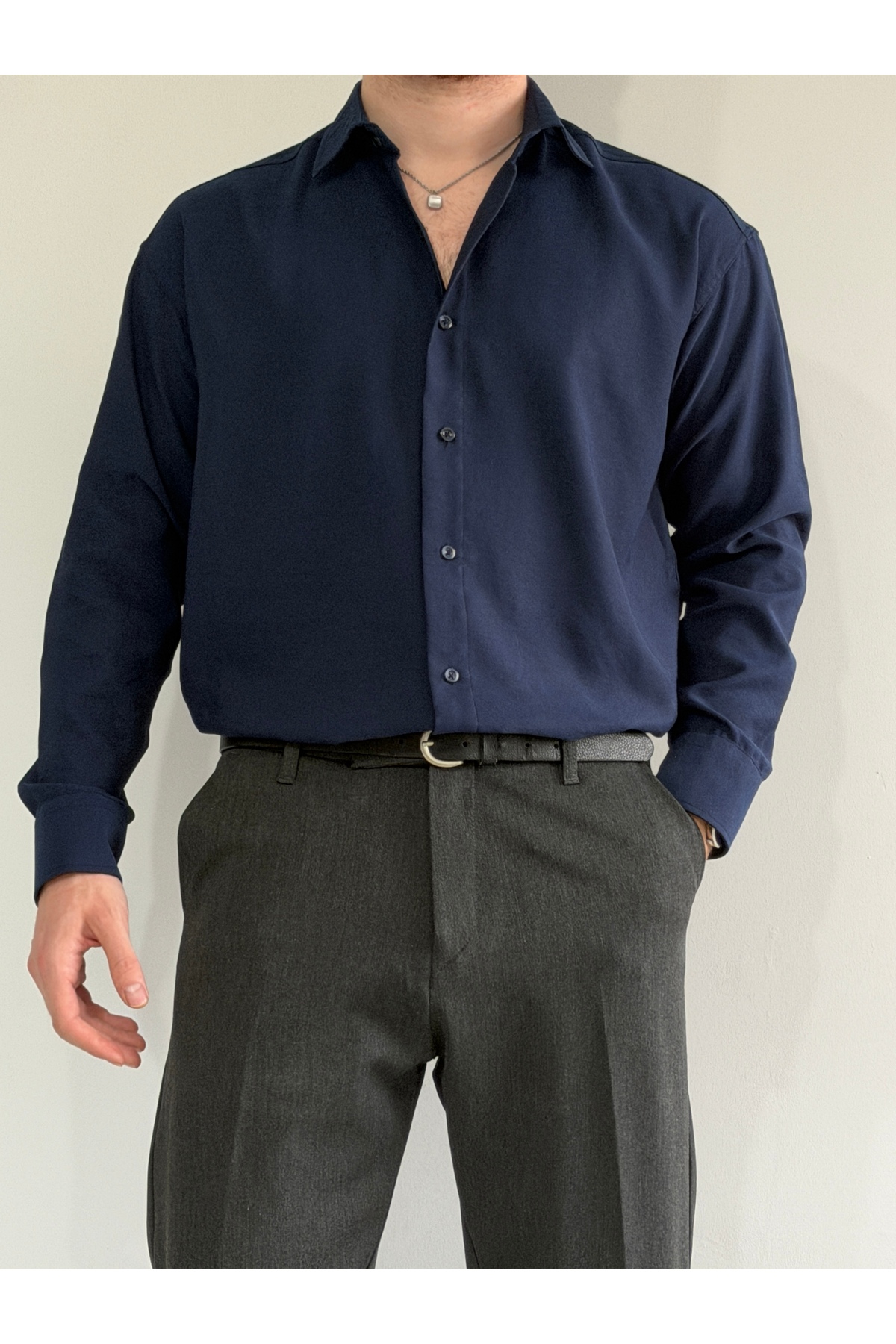 Trendyolmilla  Lacivert Regular Fit Mevsimlik Erkek Gömlek TMNSS26GO00005 - Görsel 2