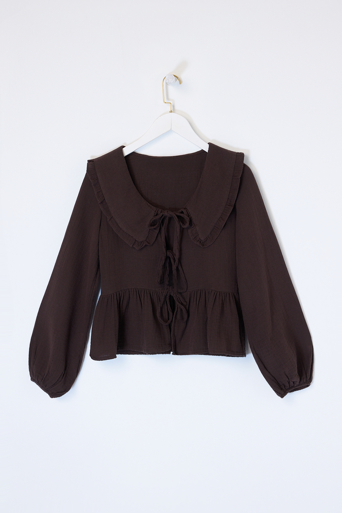 Trendyolmilla  Kahverengi Önü Bağlamalı Bebe Yaka Karpuz Kol Pamuklu Bluz TDRSS26BZ00021