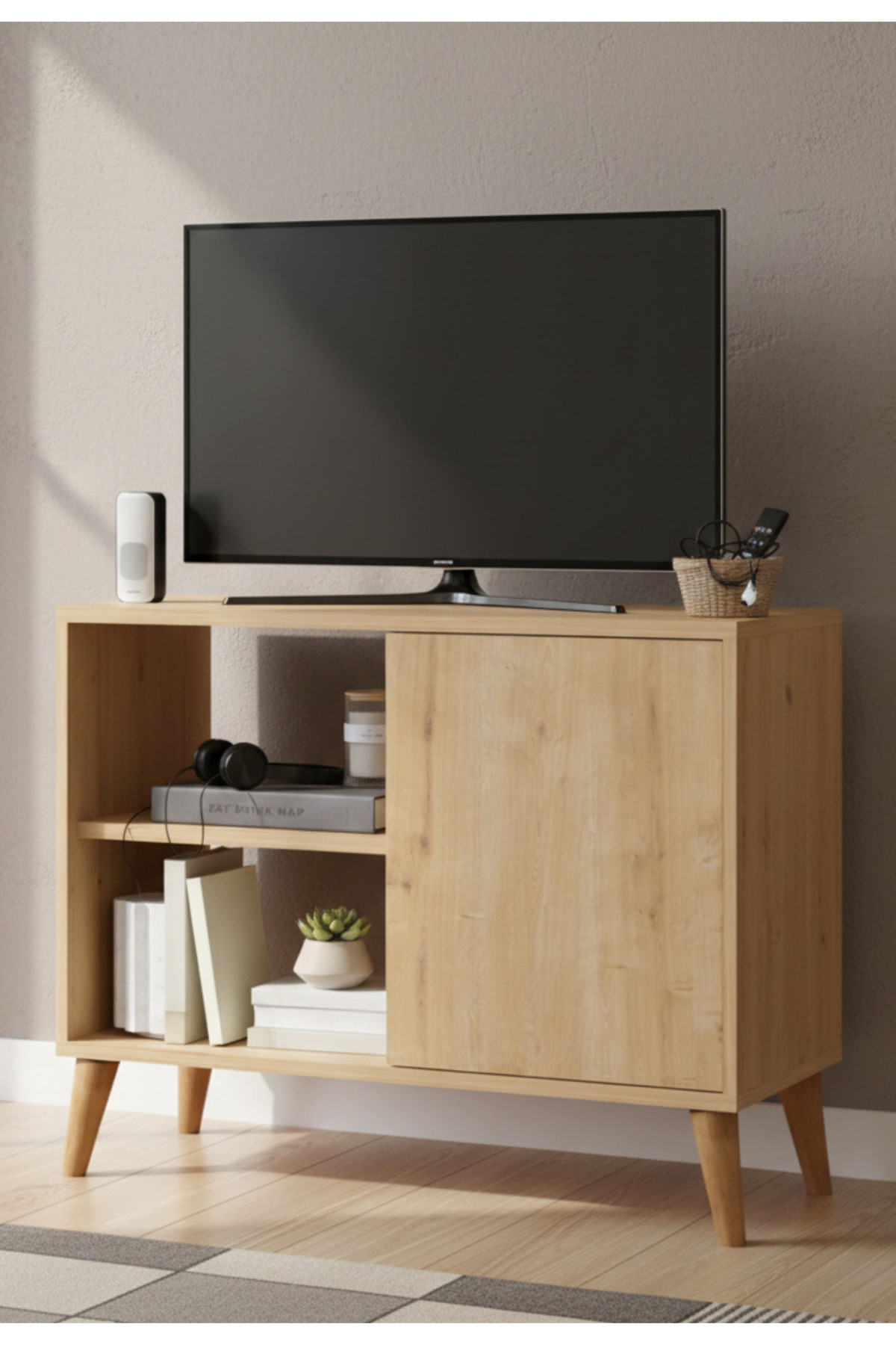 Luce TV Unit with Cover