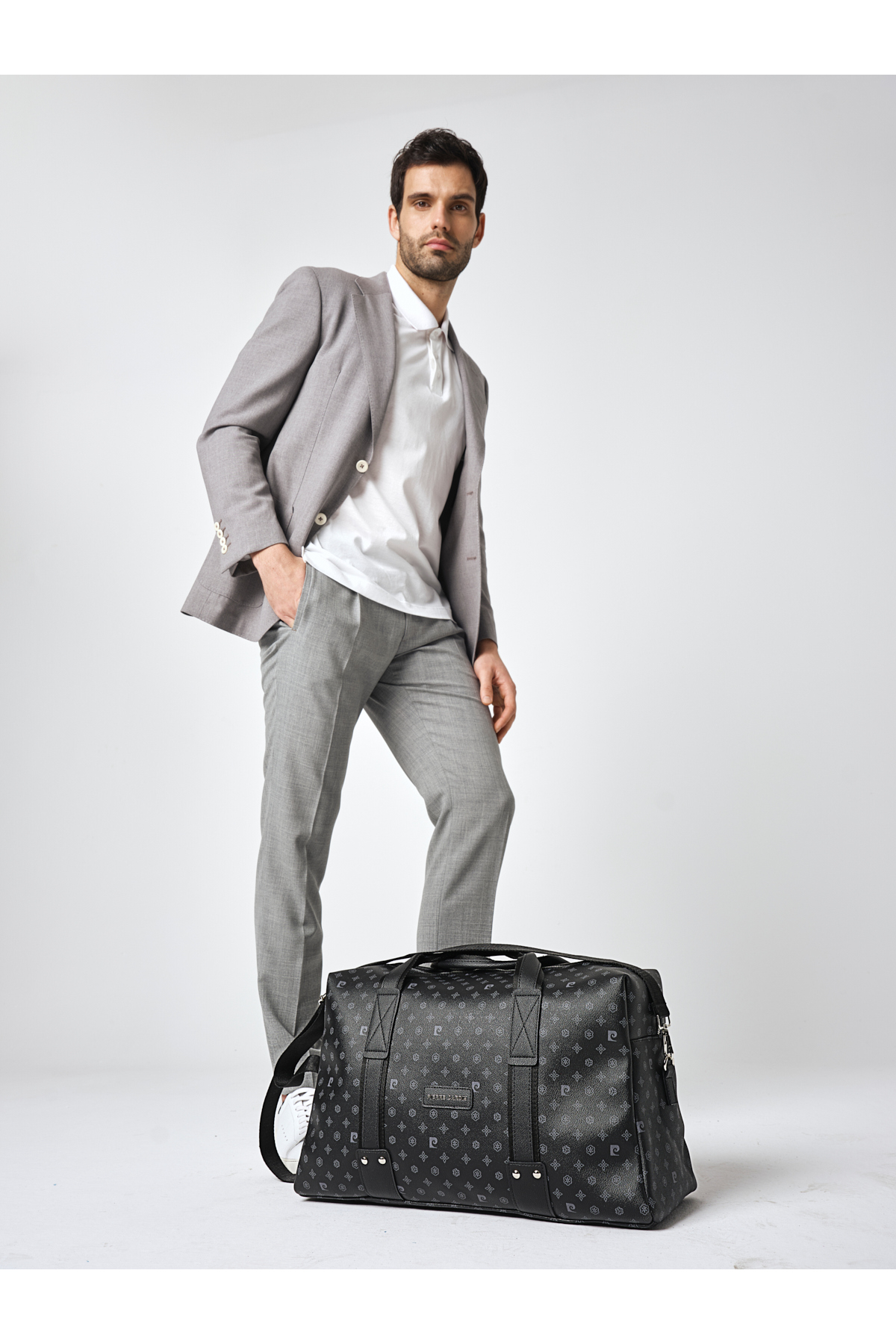 کیف ورزشی پیر کاردین مردانه چرم مصنوعی رنگارنگ بیسیک راسته      کژوال/روزمره | Pierre Cardin 04PC001205 TR - تصویر 2
