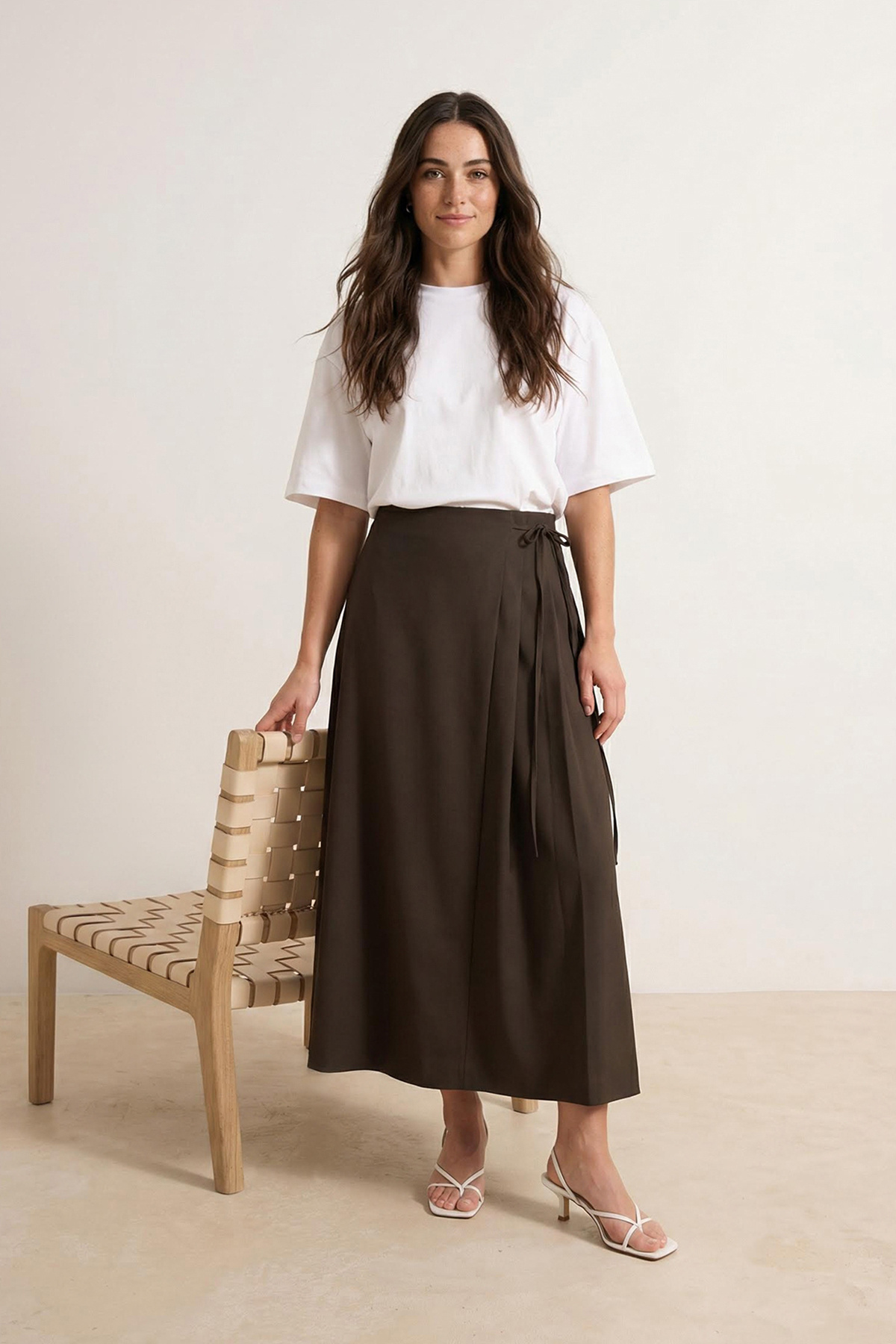 Trendyol Modest Brązowa spódnica z prostym krojem bez podszewki TCTAW25EE00007