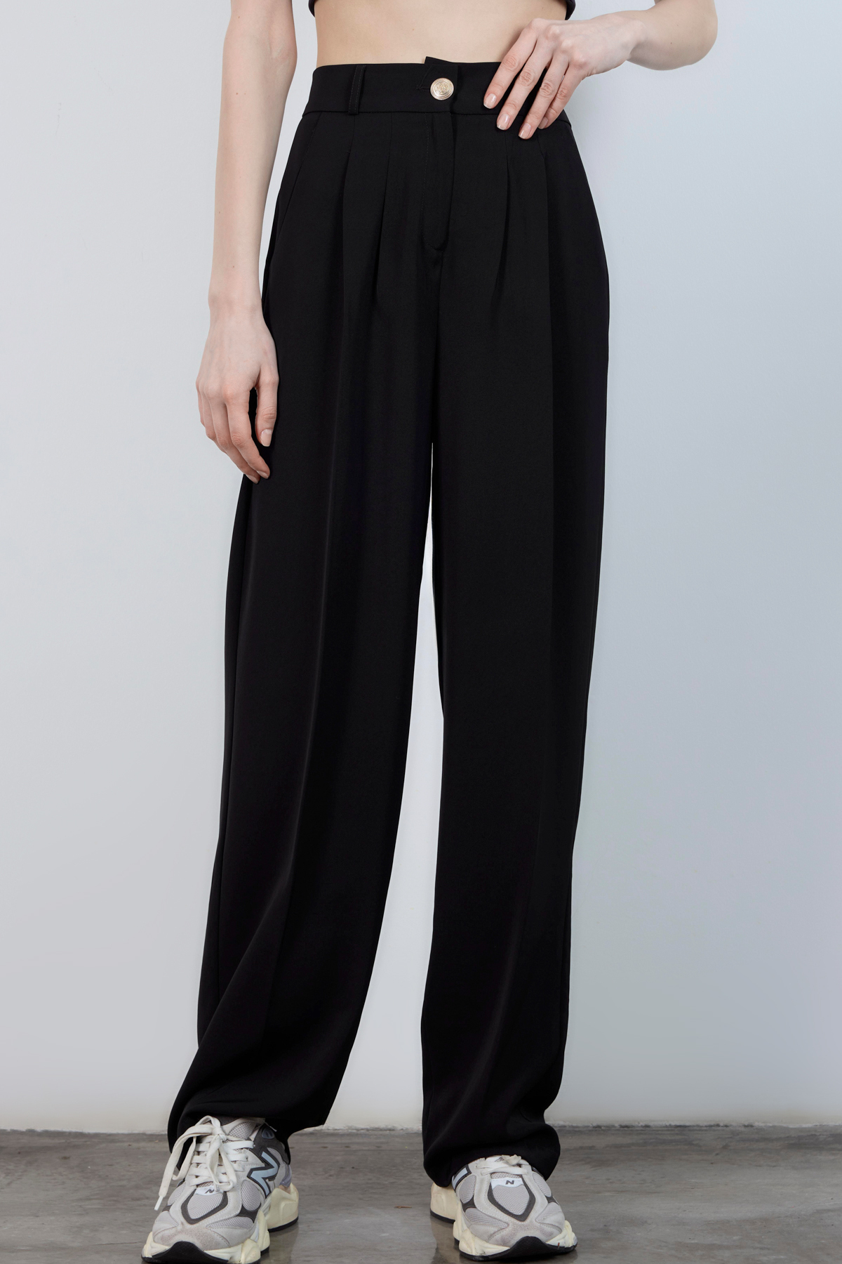 Trendyolmilla  Siyah Yüksel Bel Geniş Paça Dokuma Pantolon TWOAW26PL00161 - Görsel 9