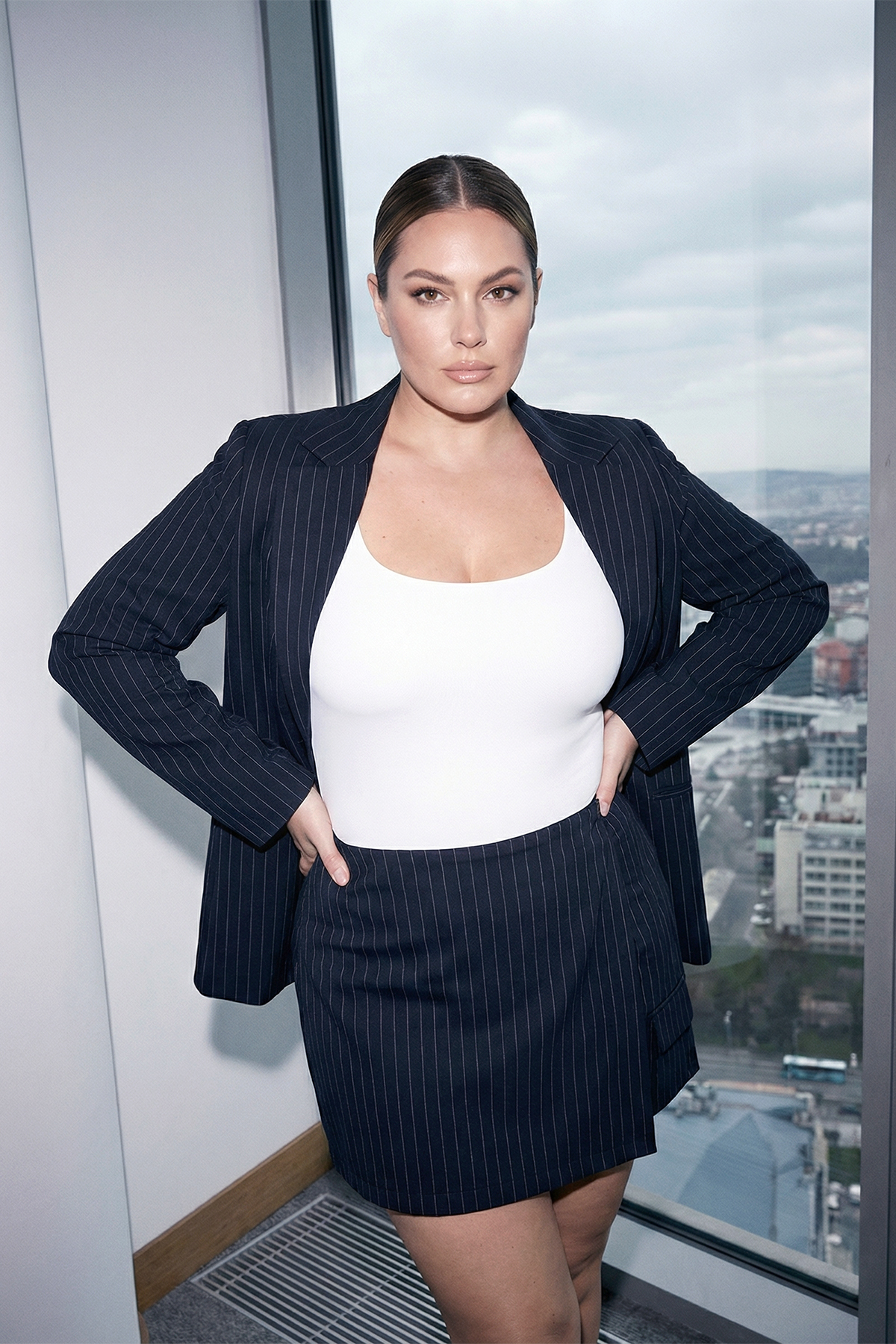 Trendyolmilla  Limited Edition Lacivert Çizgili Mini Büyük Beden Şort Etek TBBSS26AP00006